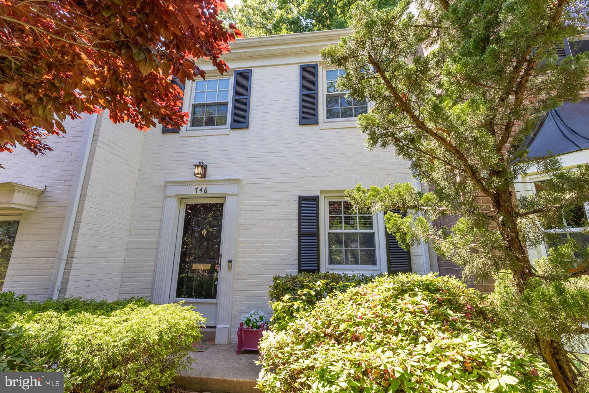 REGENT SQUARE - Residential