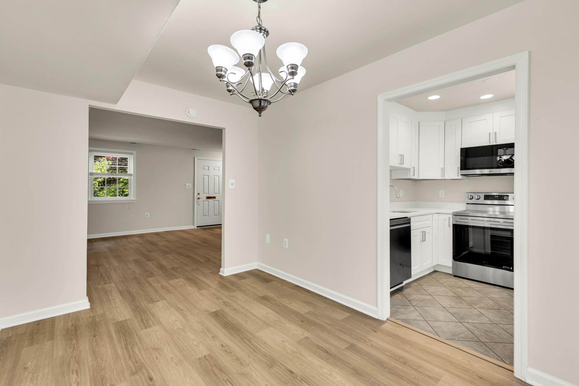 REGENT SQUARE - Residential