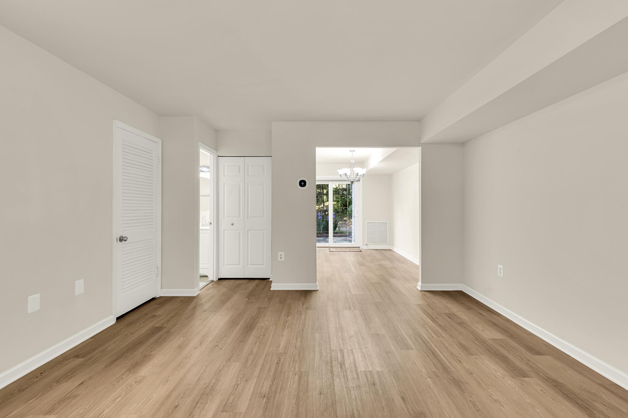 REGENT SQUARE - Residential