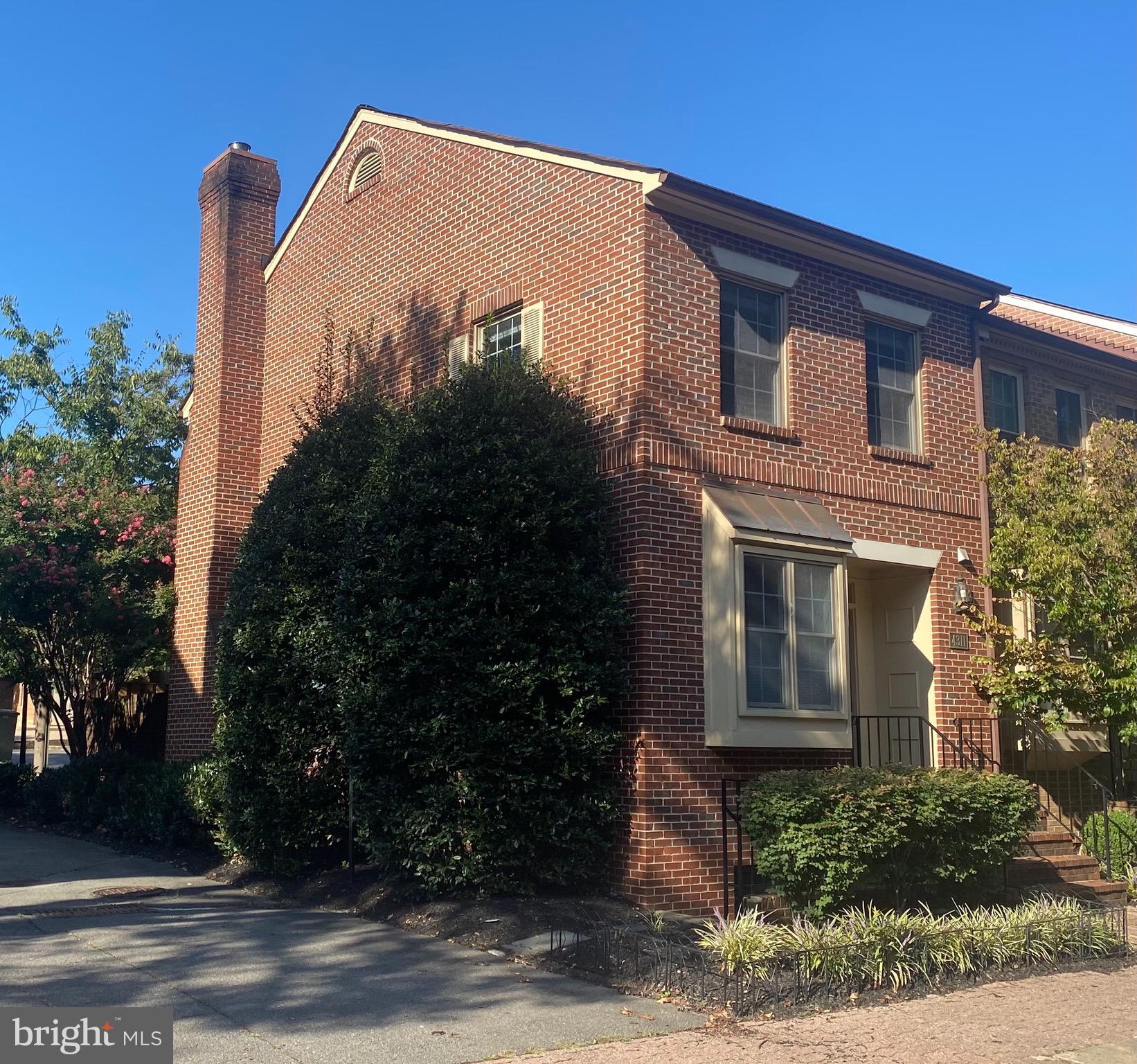 JEFFERSON RESIDENCES - Residential Lease