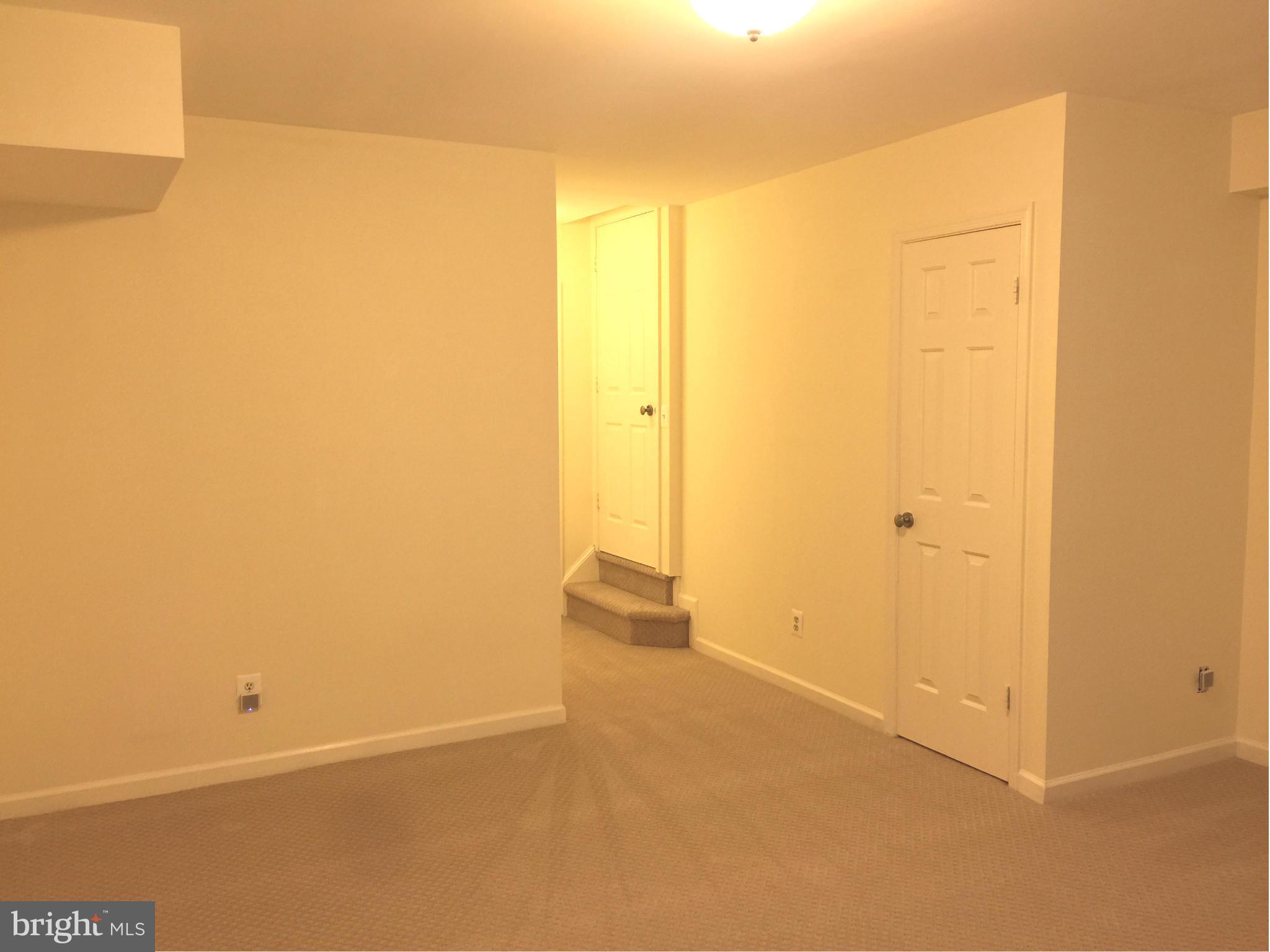 JEFFERSON RESIDENCES - Residential Lease