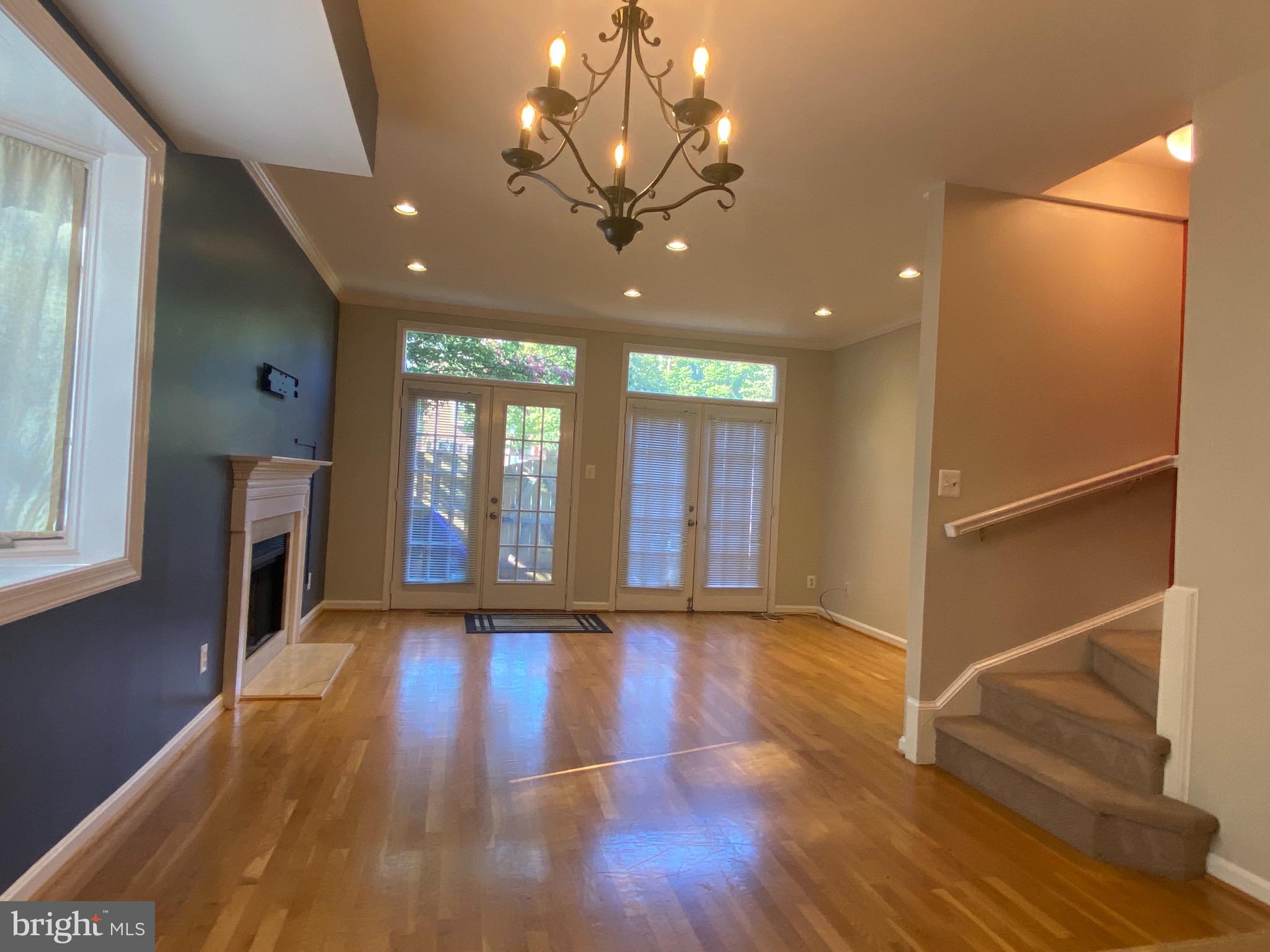 JEFFERSON RESIDENCES - Residential Lease