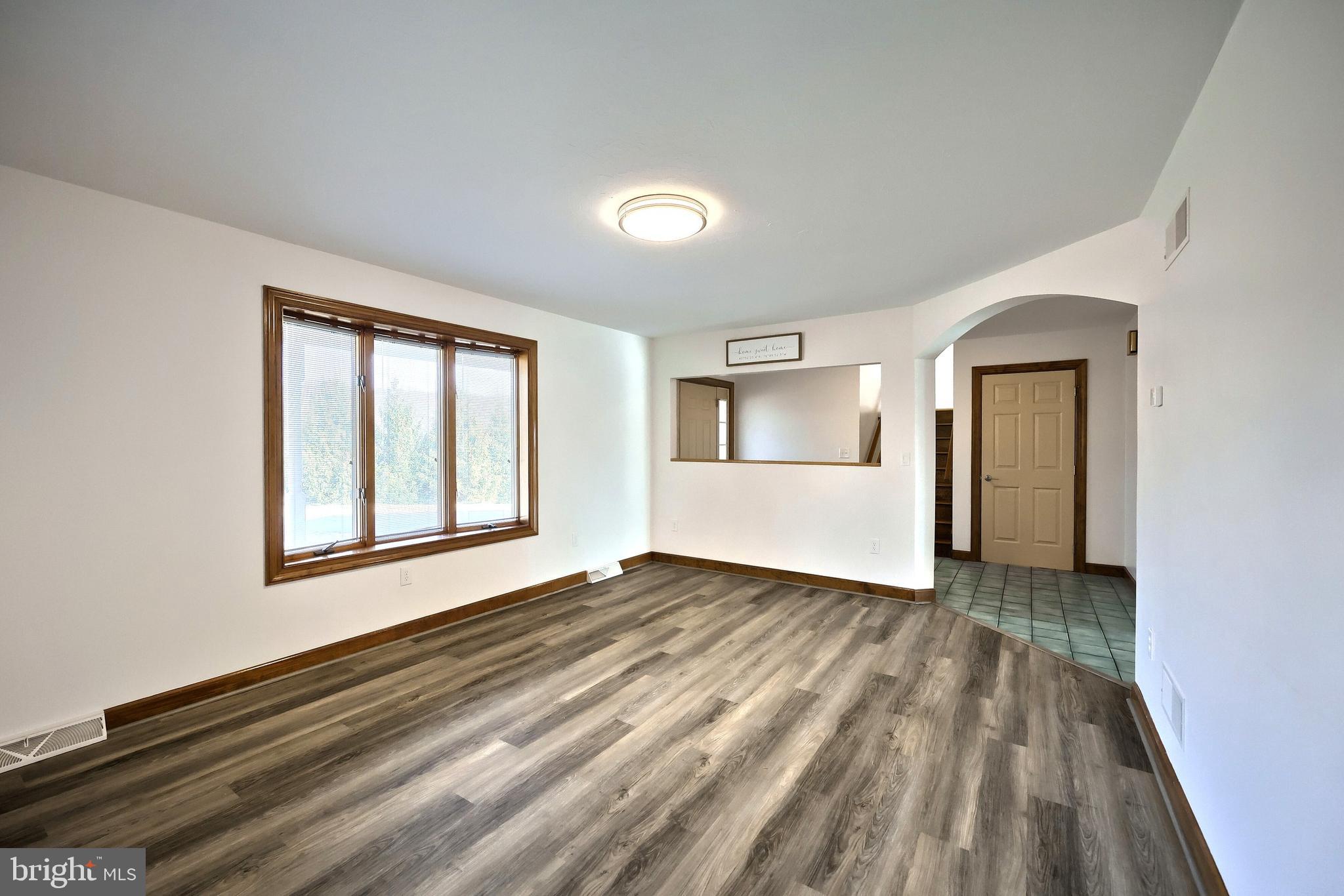 VIDA LANE - Residential