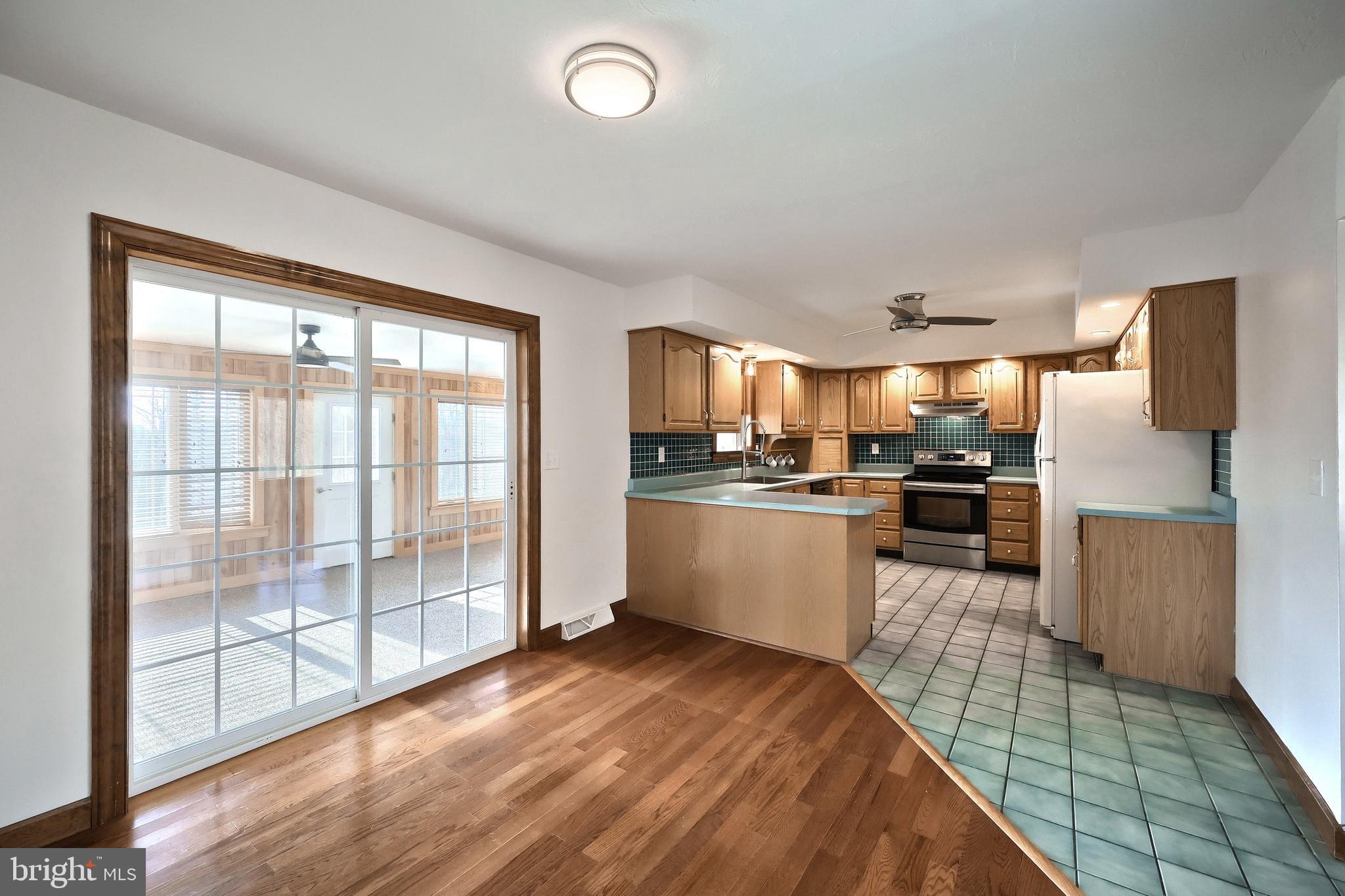 VIDA LANE - Residential