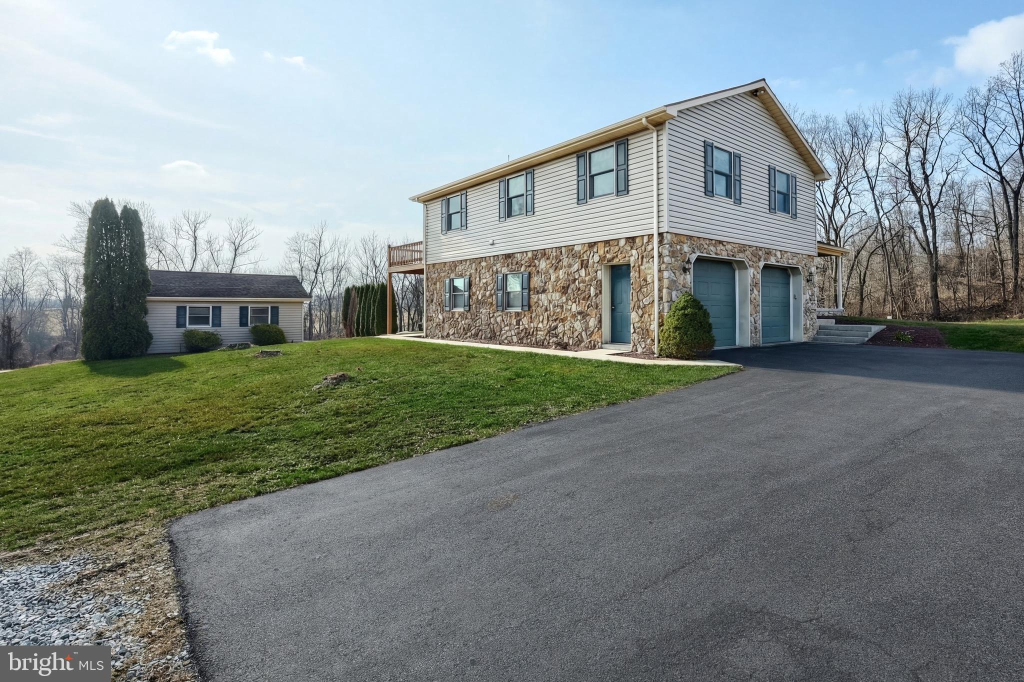 VIDA LANE - Residential