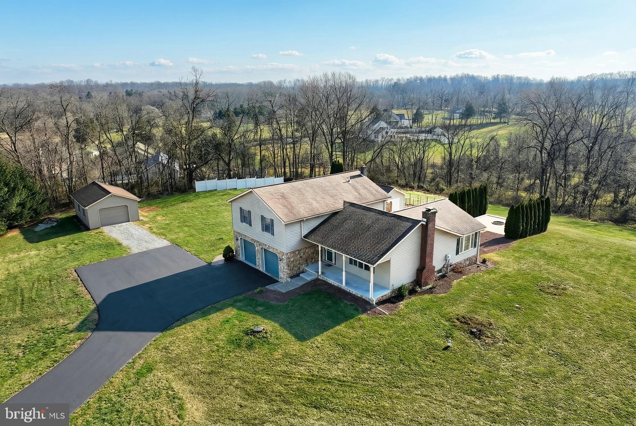 VIDA LANE - Residential