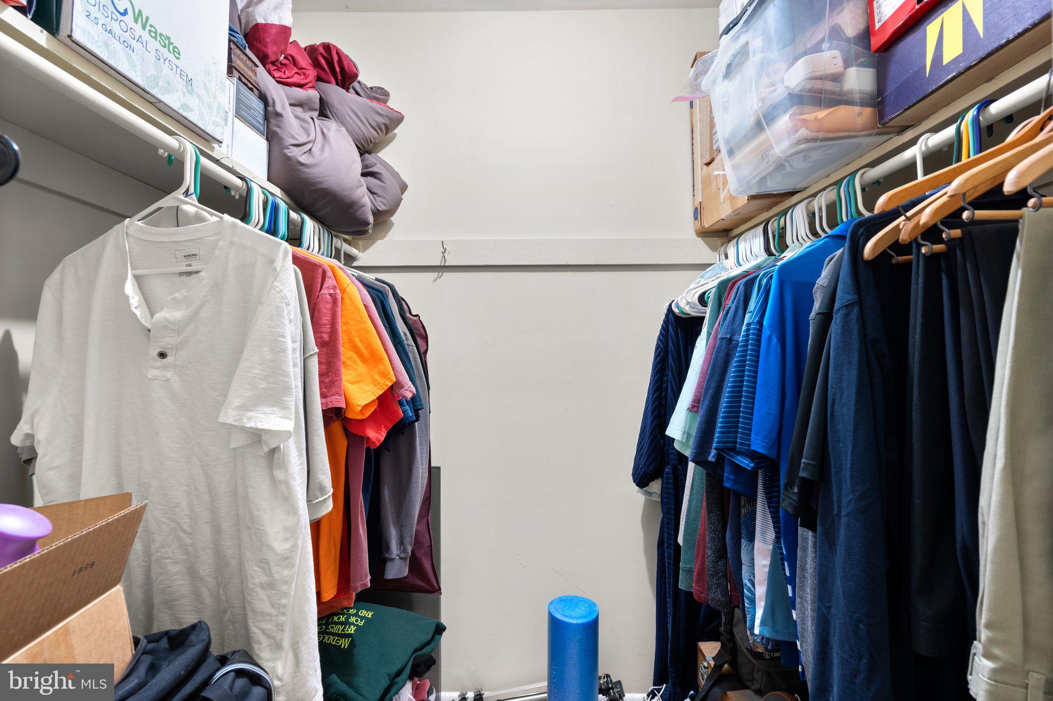 NORTH CREEK VILLAS - Residential