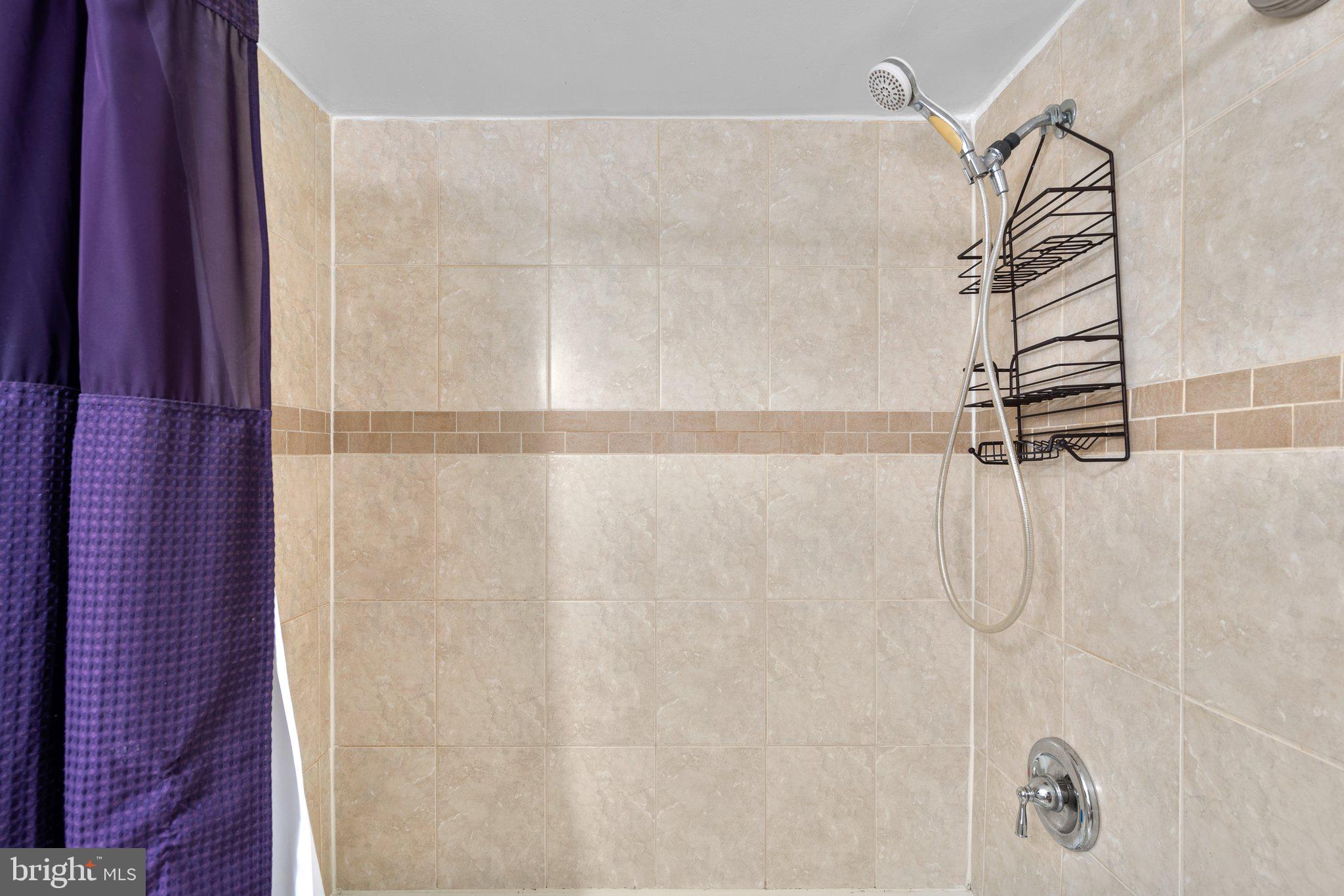 NORTH CREEK VILLAS - Residential