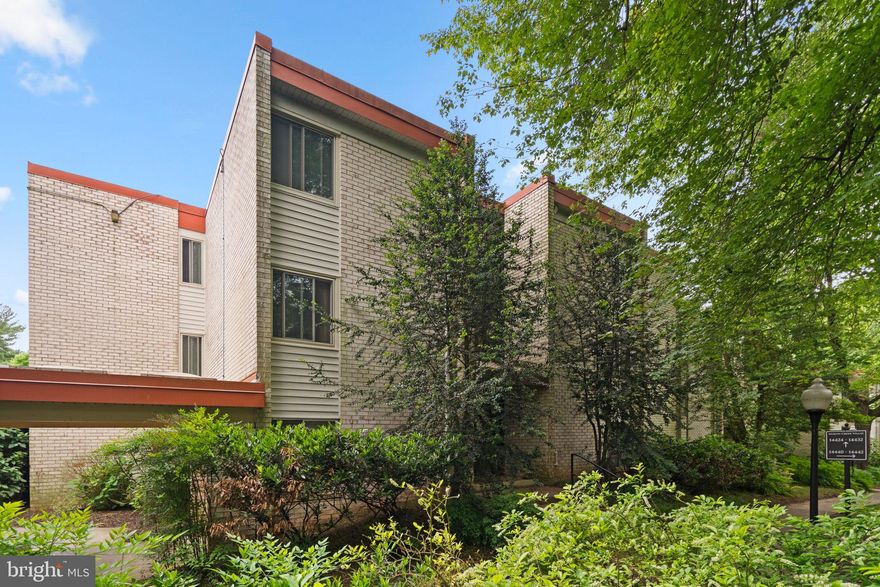 PRICE REDUCTION AND $1000.00 seller credit!!! Condo fee covers gas & Water! Welcome to this delightful 2-bedroom, 1-bath condo in the heart of Rockville! The bright and inviting living area is perfect for unwinding or hosting friends for fun gatherings. With an open floor plan that seamlessly connects the living room and dining space, entertaining is a breeze. You’ll love the updated kitchen, equipped with essential appliances and ample counter space for all your culinary adventures. Both bedrooms are spacious and have lovely views and abundant closet space. Outside, enjoy beautifully landscaped grounds; you’re just minutes away from vibrant shopping, dining, and entertainment options!