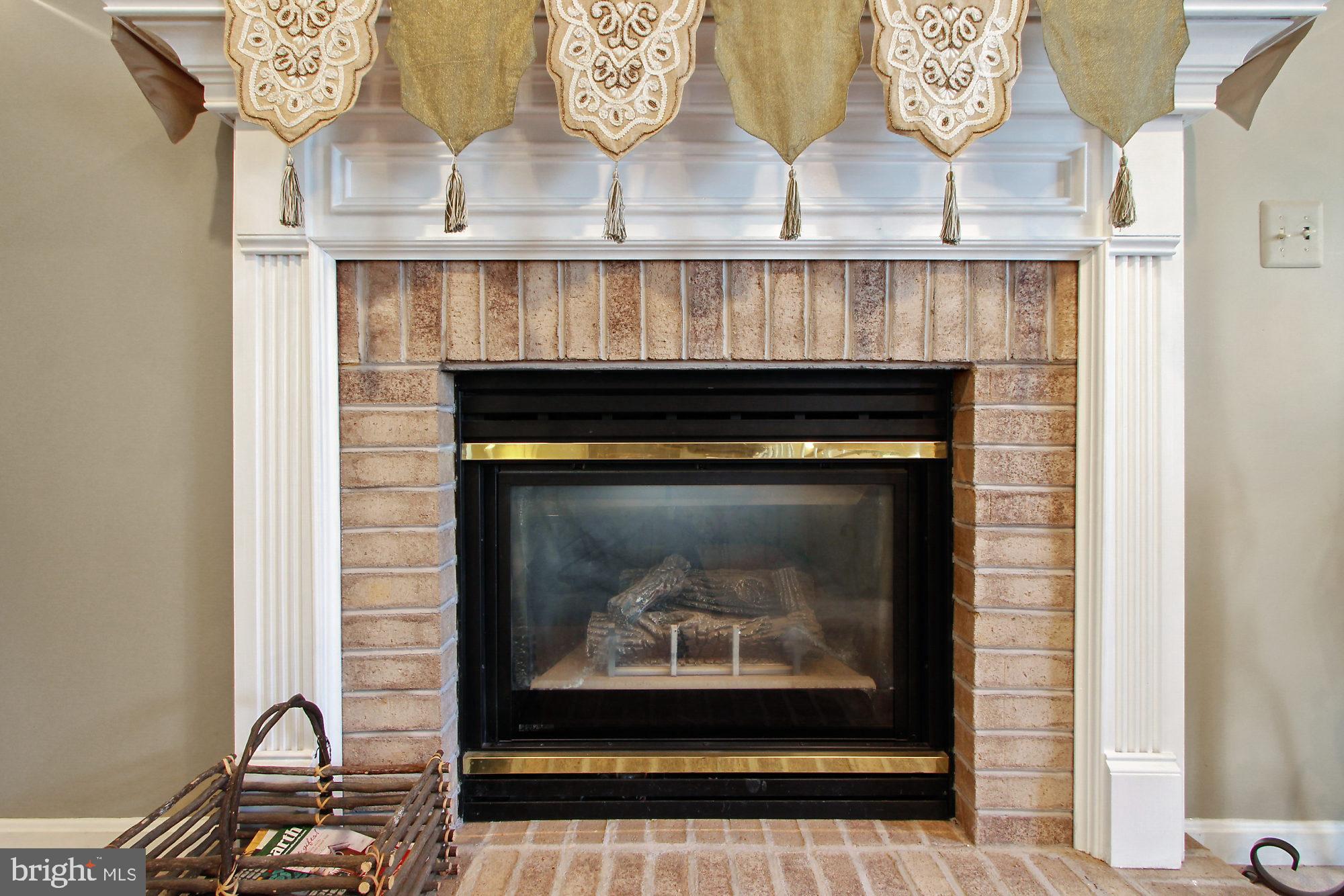 HALL ESTATES III - Residential