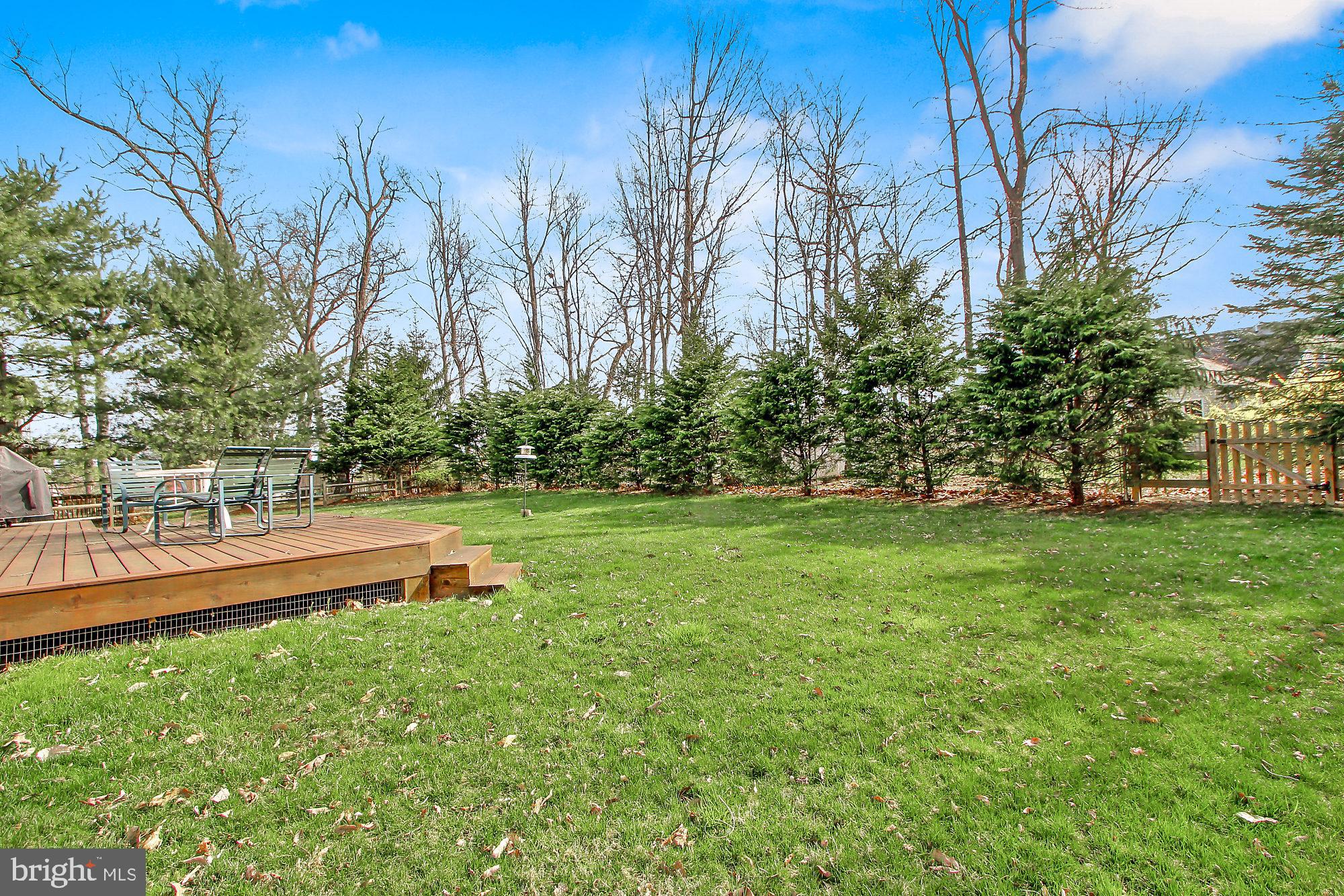 HALL ESTATES III - Residential