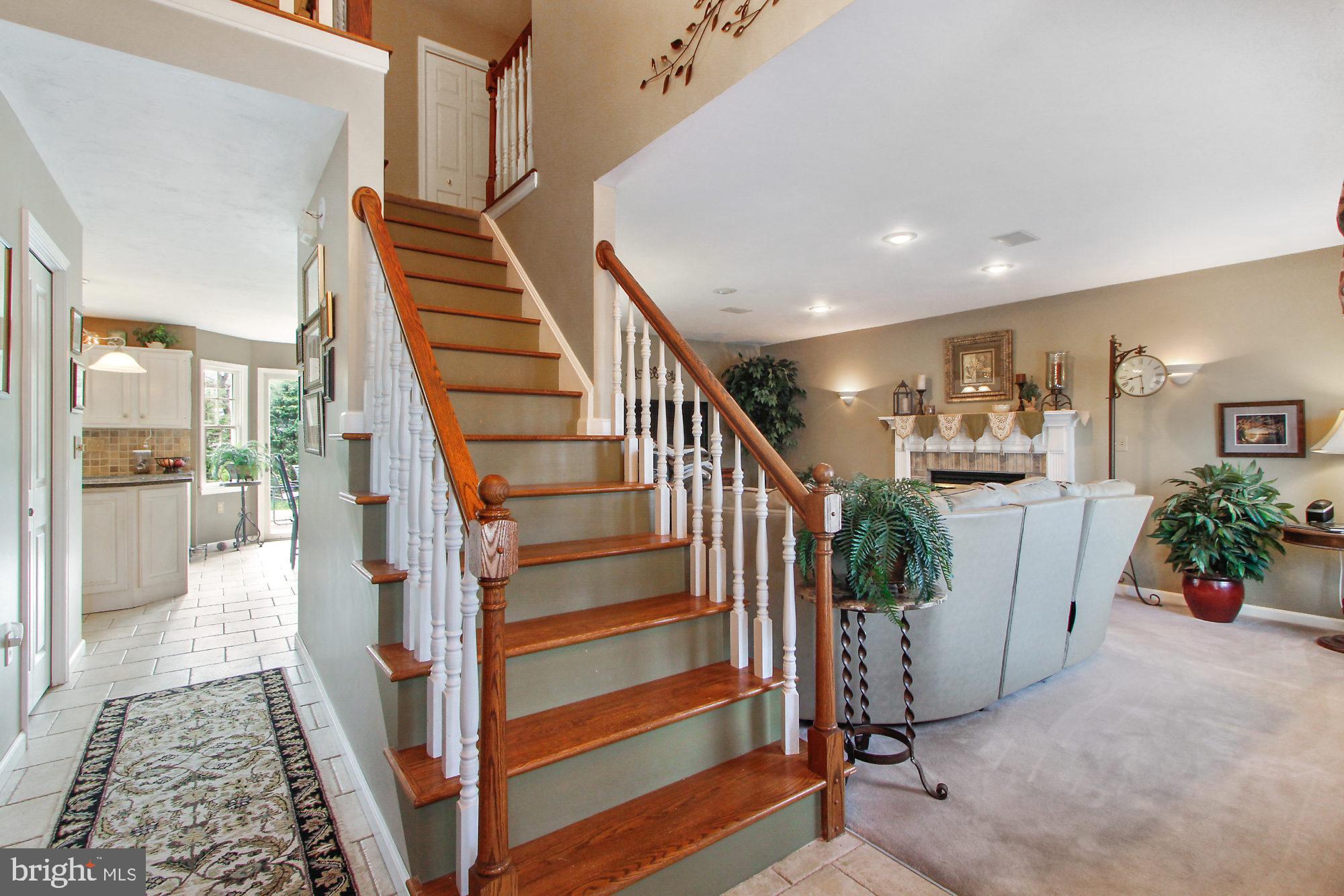 HALL ESTATES III - Residential