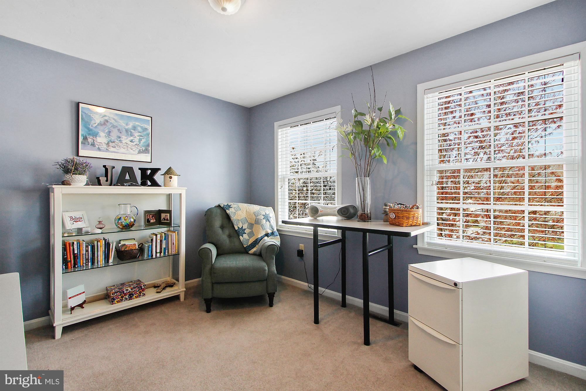 HALL ESTATES III - Residential