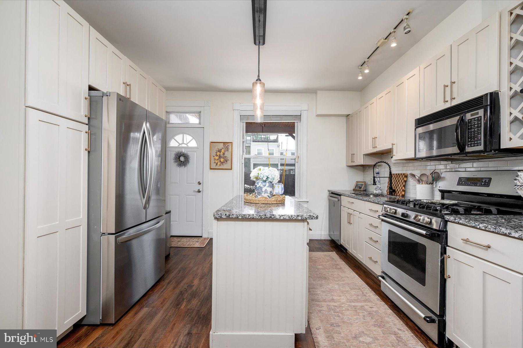CANTON - Residential