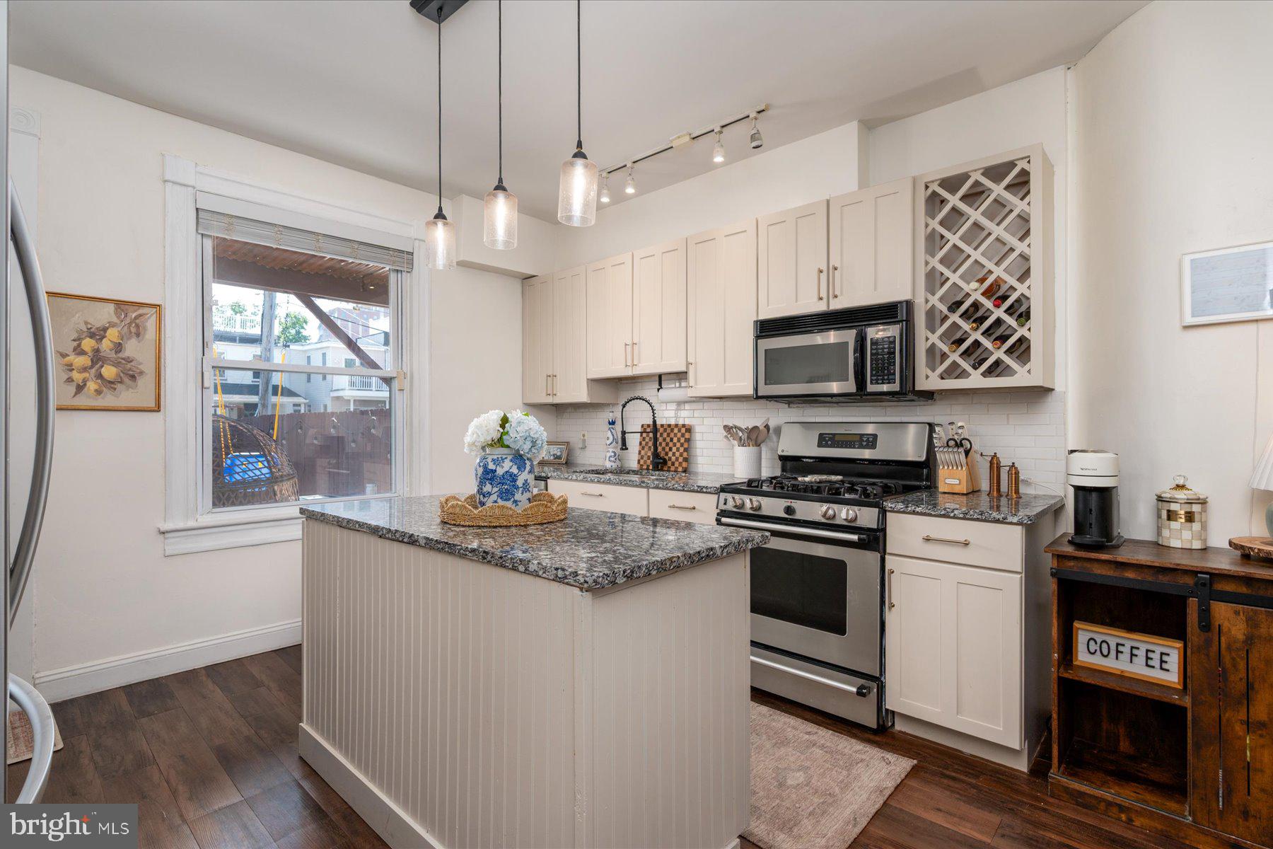 CANTON - Residential