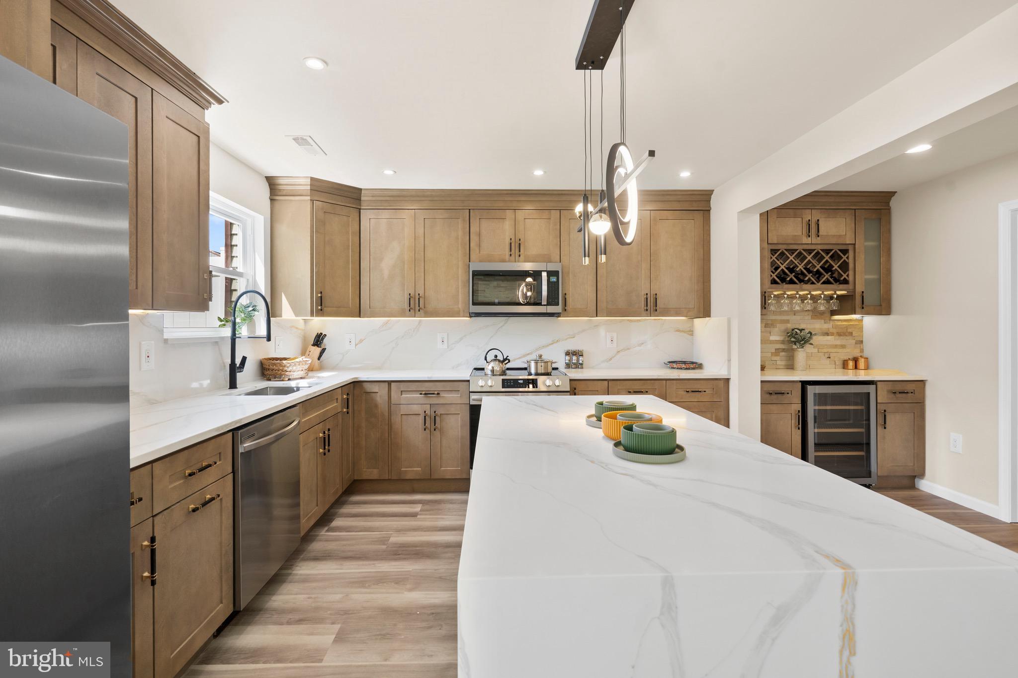 HIDDEN VALLEY - Residential