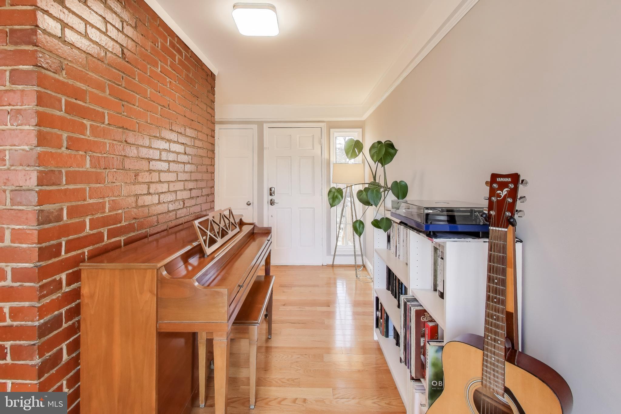 3913 OGLETHORPE STREET