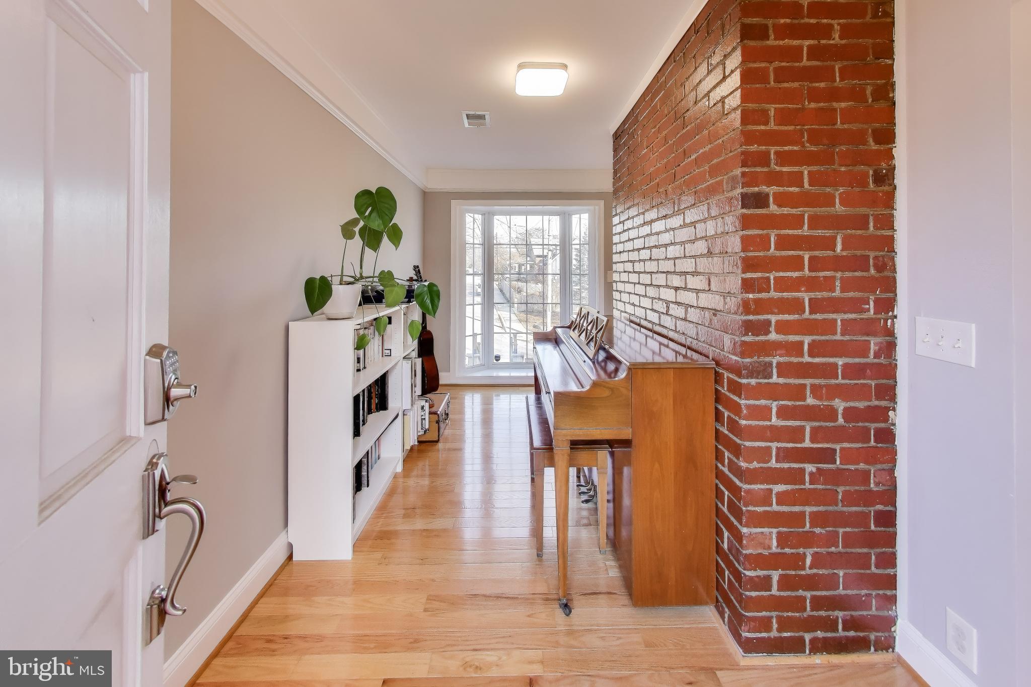 3913 OGLETHORPE STREET