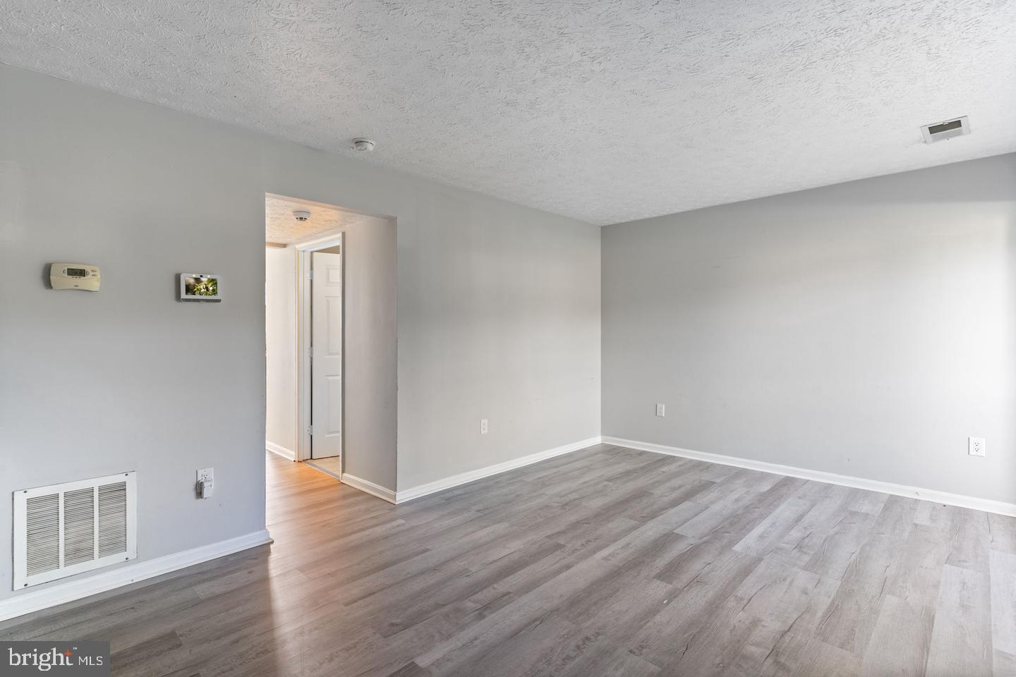 21421 MANON WAY