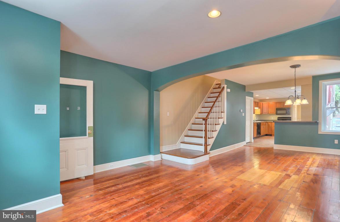 COLUMBIA - Residential