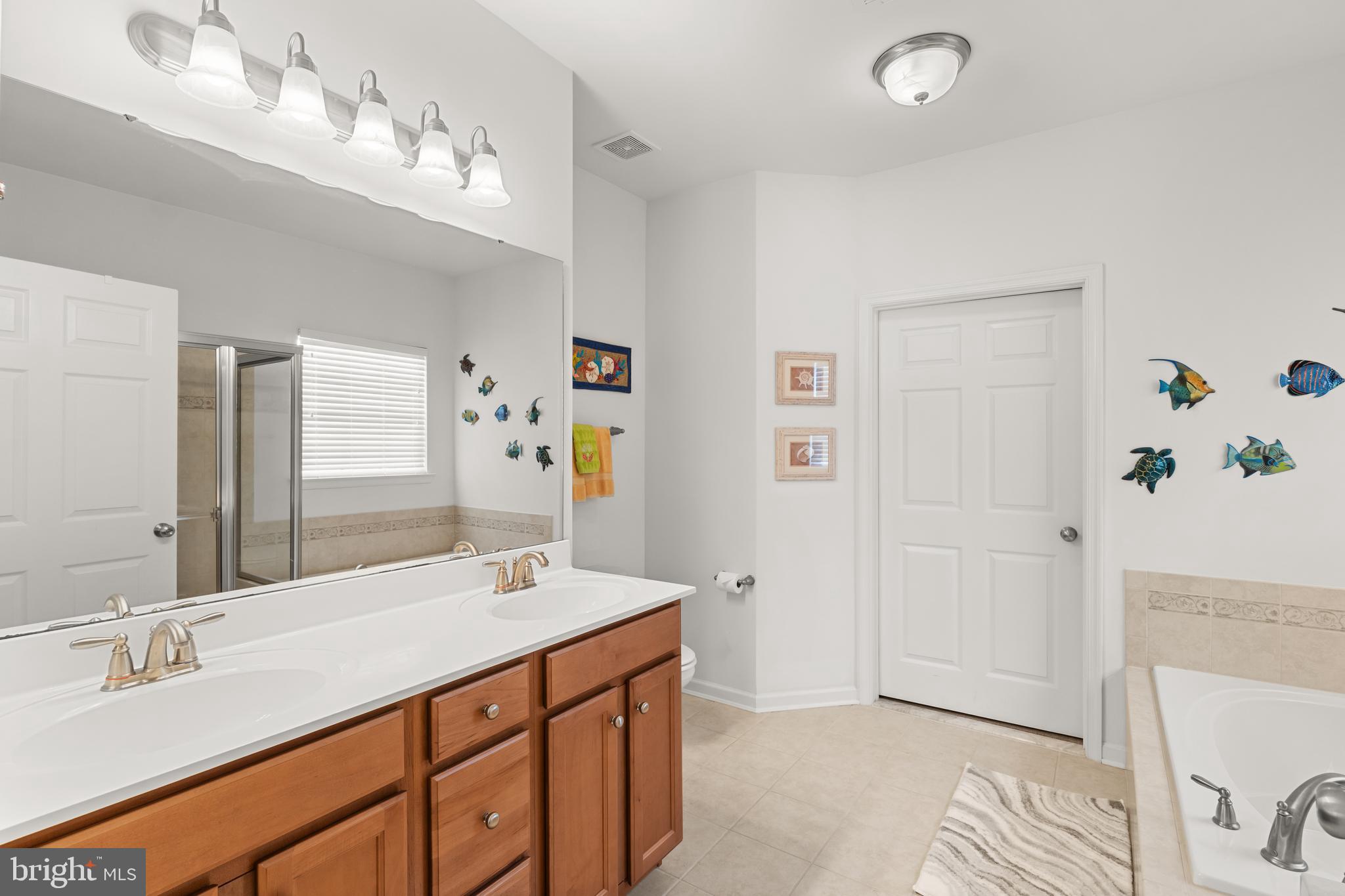 WINDHURST MANOR - Residential