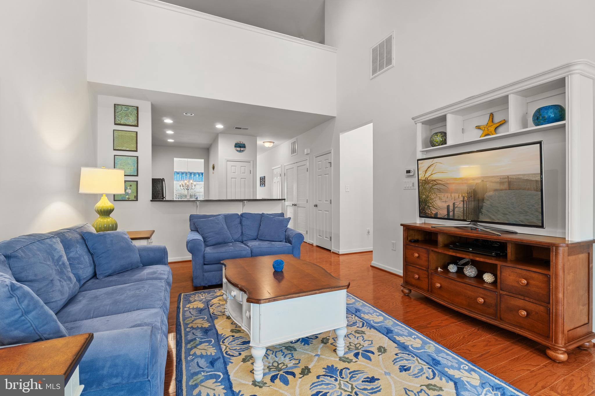 WINDHURST MANOR - Residential