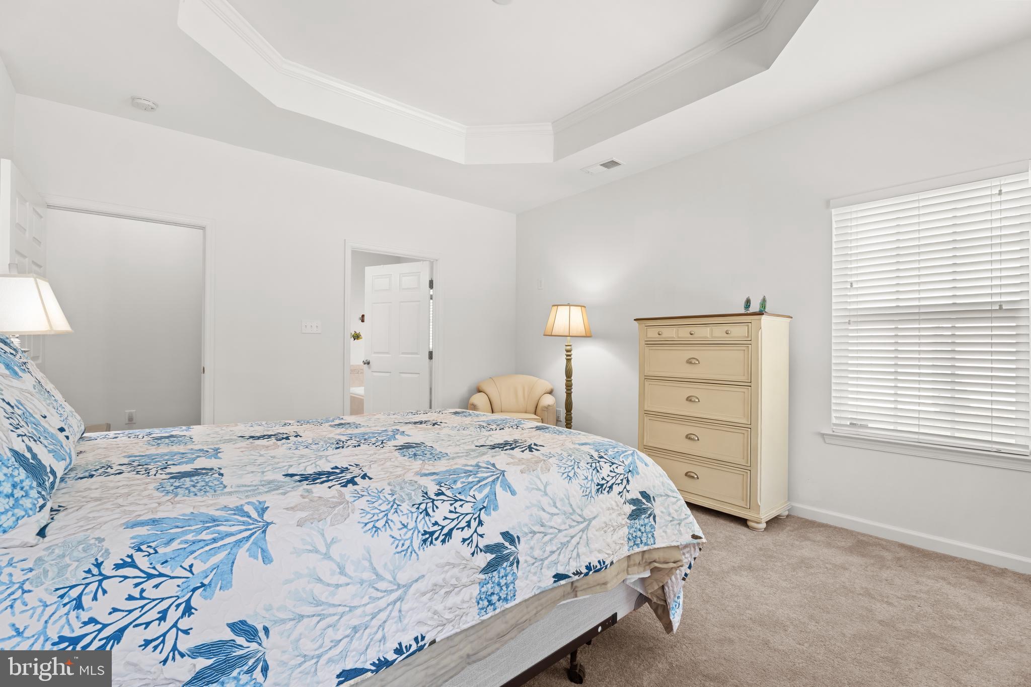 WINDHURST MANOR - Residential