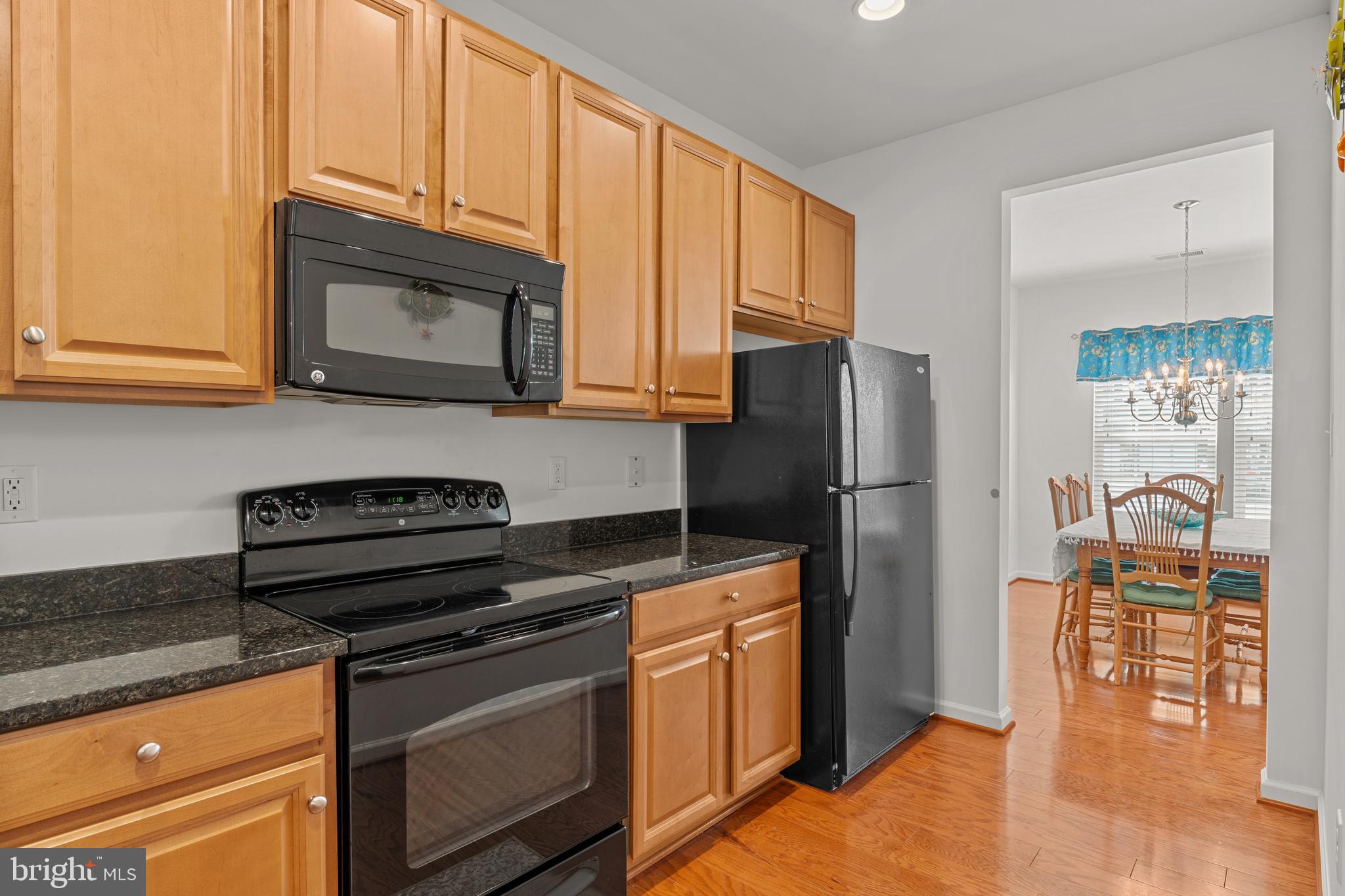 WINDHURST MANOR - Residential