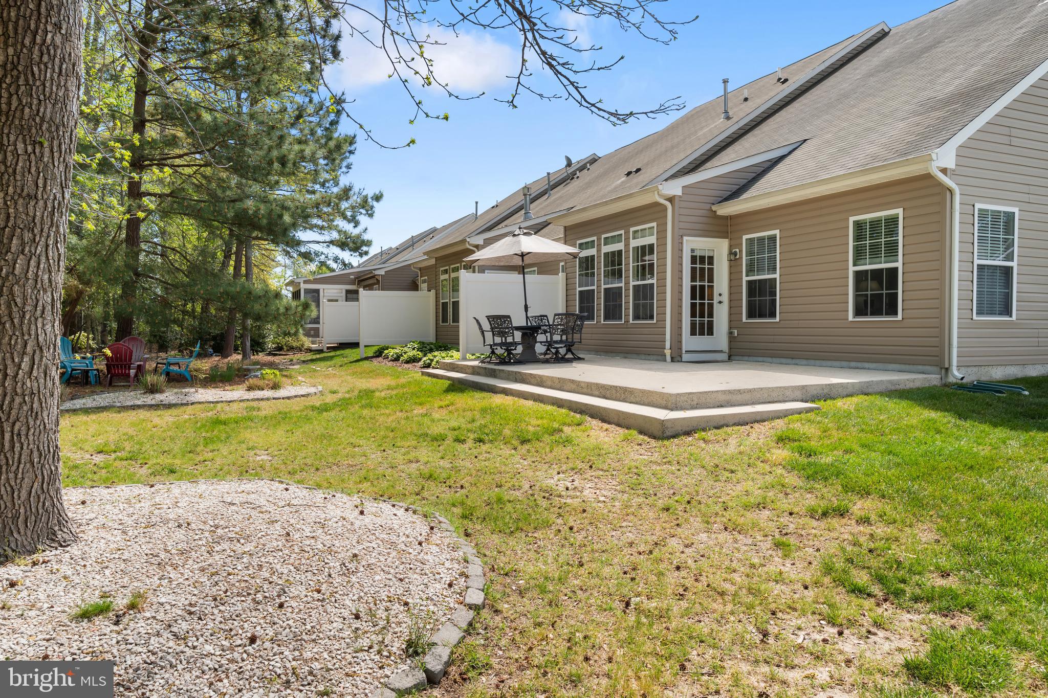 WINDHURST MANOR - Residential