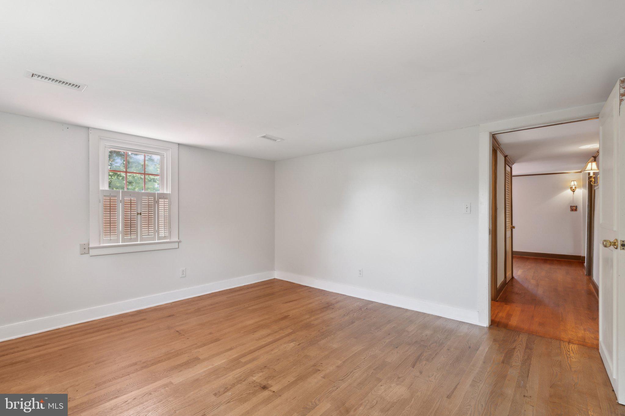 MOUNTVILLE - Residential