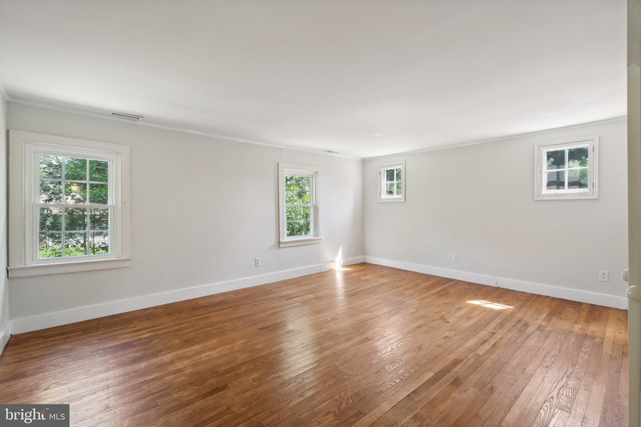 MOUNTVILLE - Residential