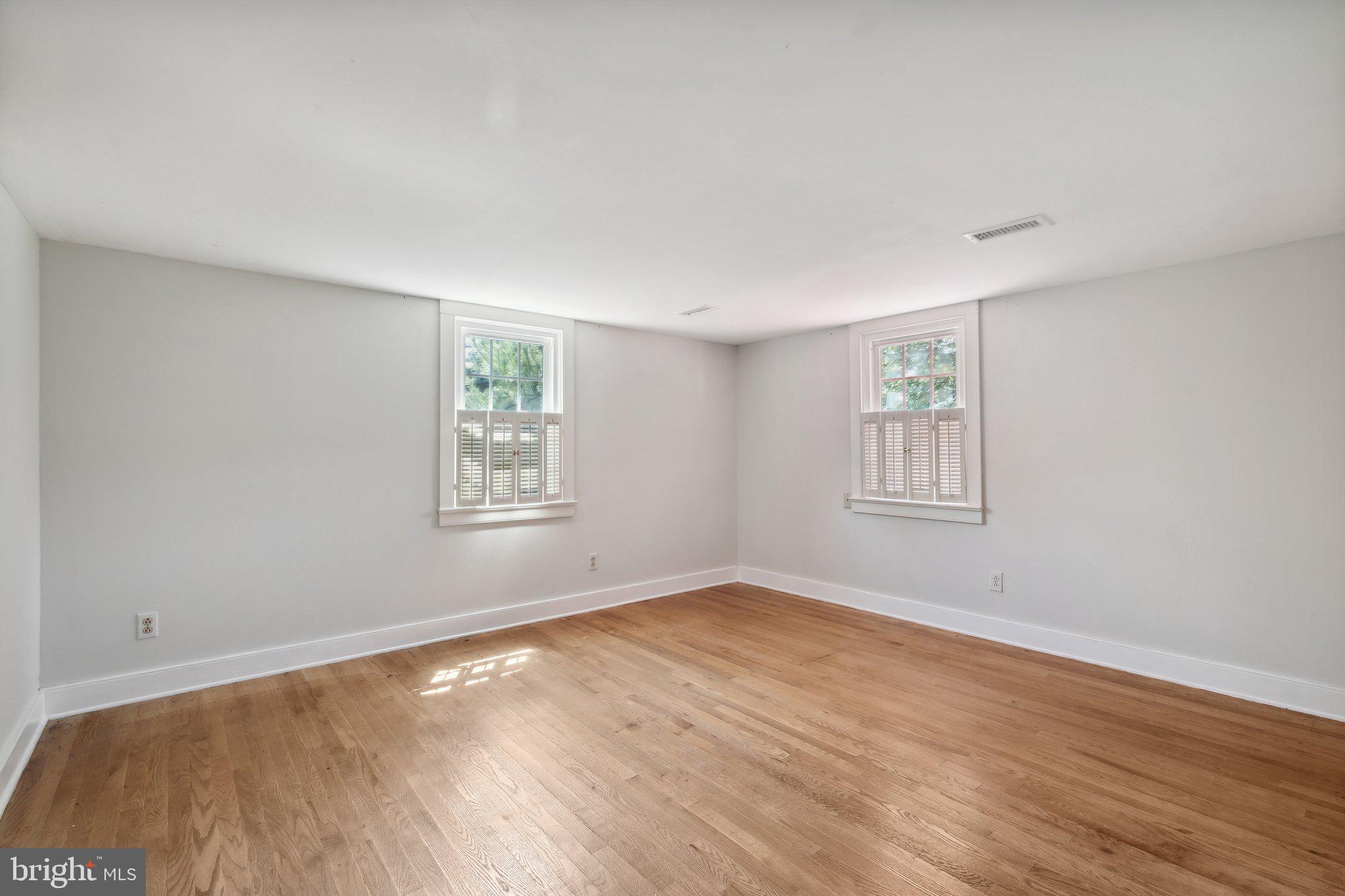 MOUNTVILLE - Residential