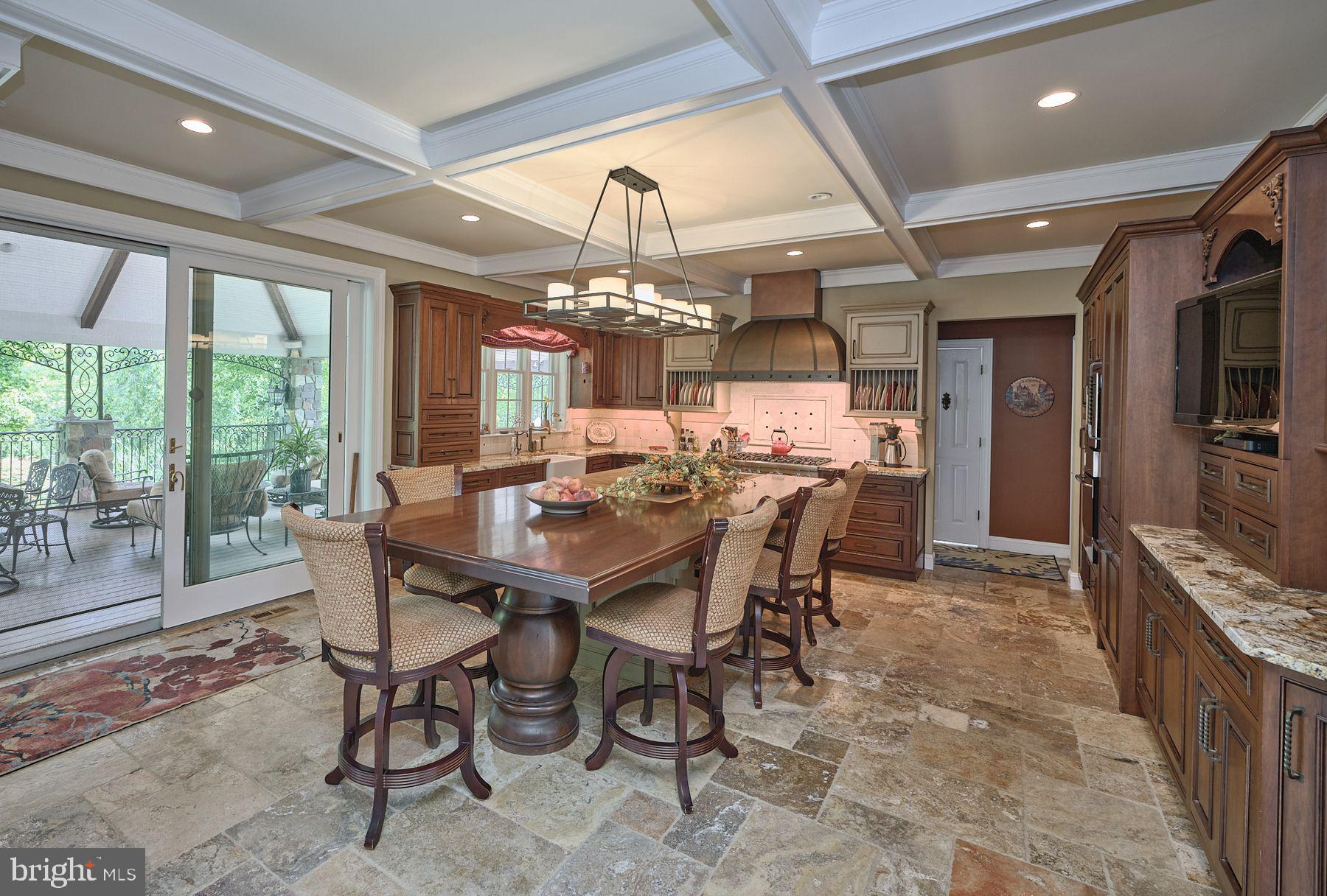 COUNTRY RIDGE - Residential