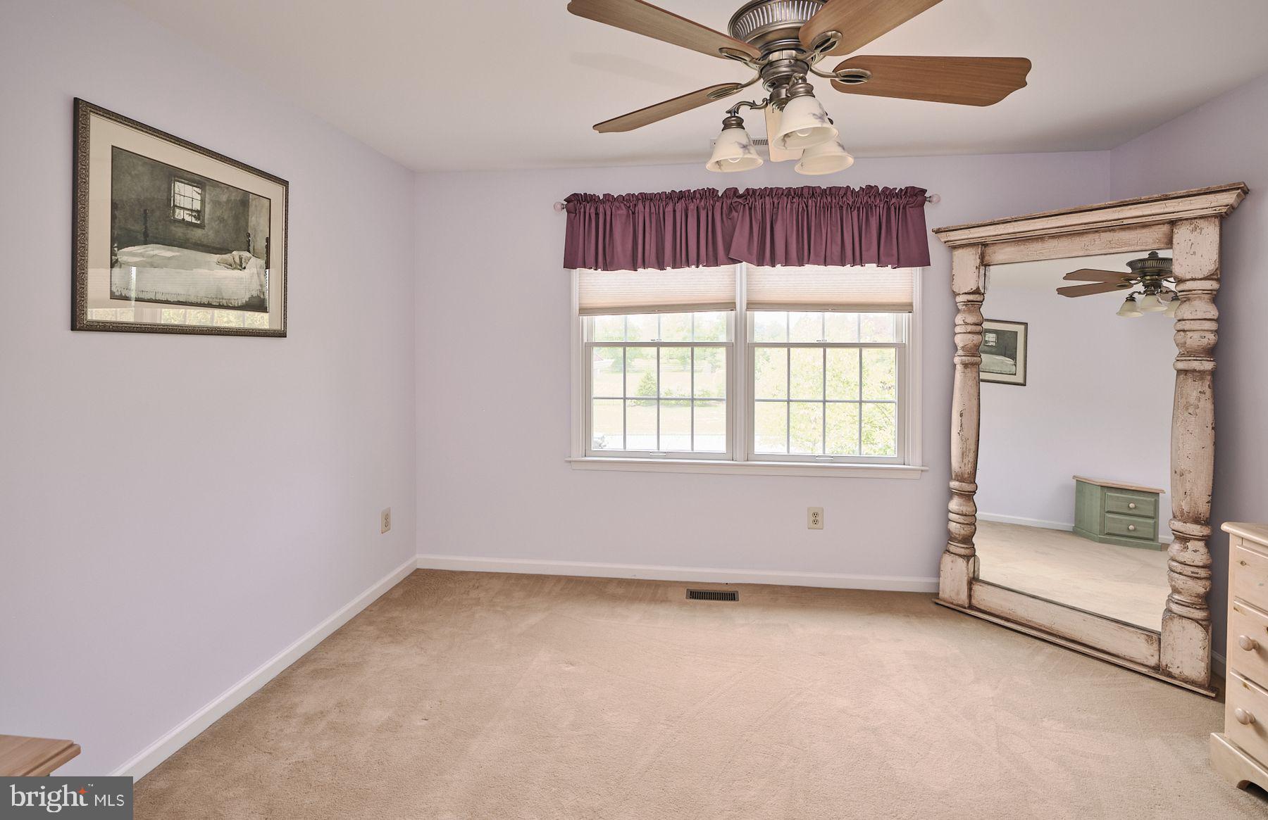 COUNTRY RIDGE - Residential