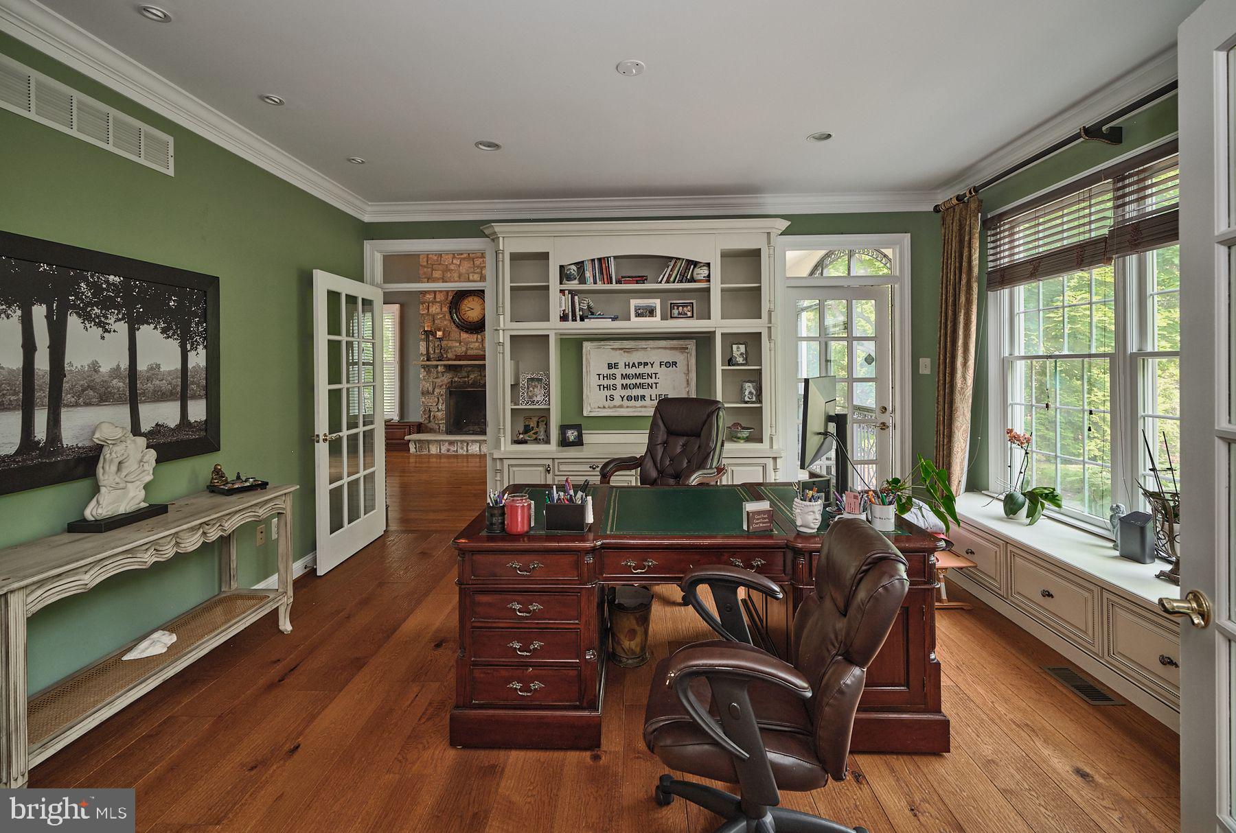 COUNTRY RIDGE - Residential