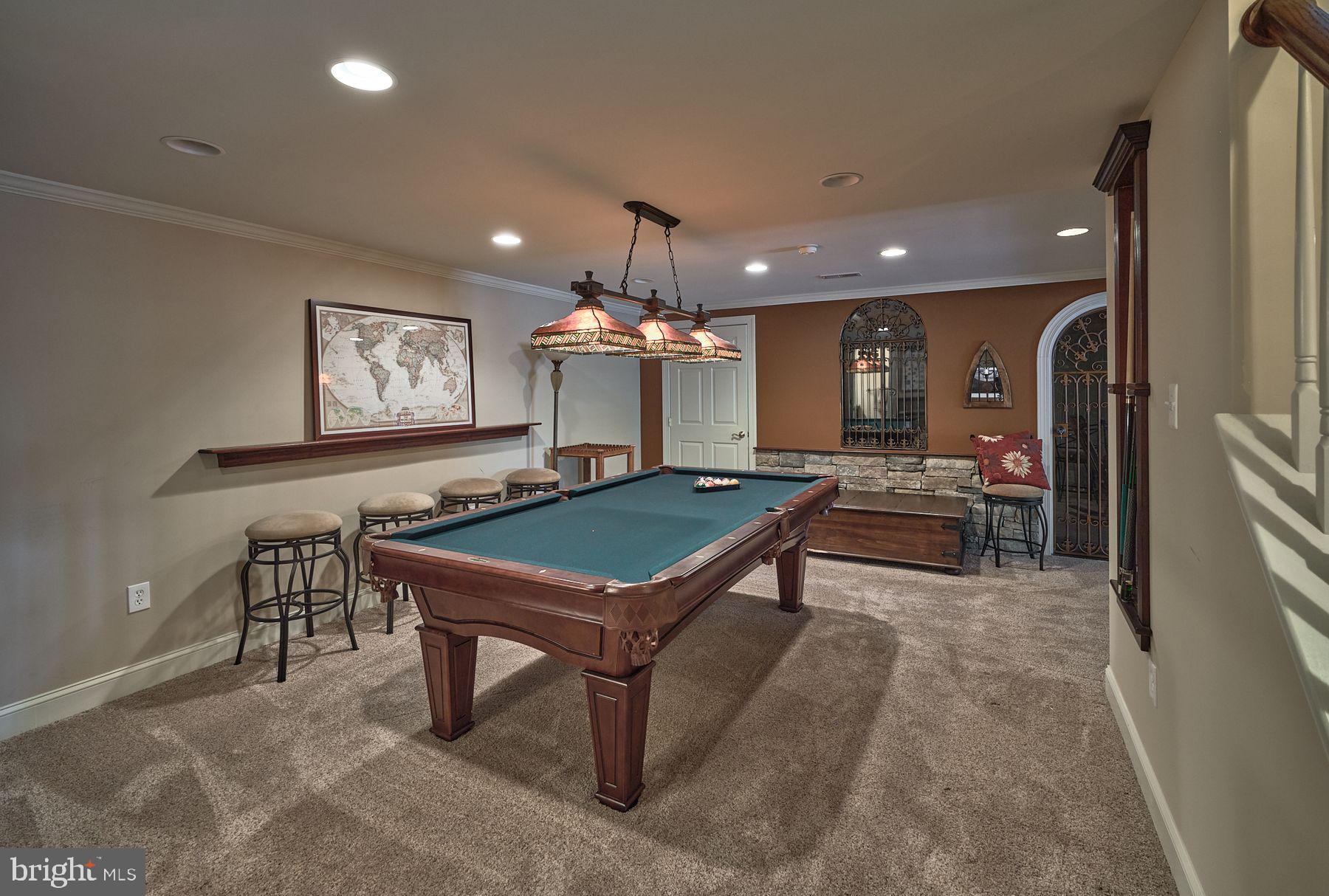 COUNTRY RIDGE - Residential