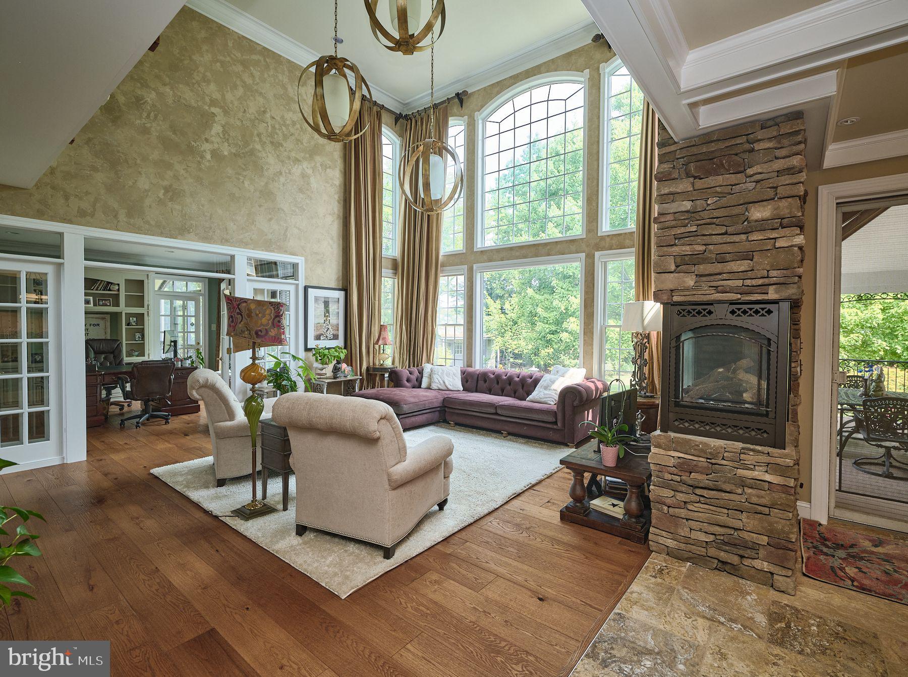 COUNTRY RIDGE - Residential