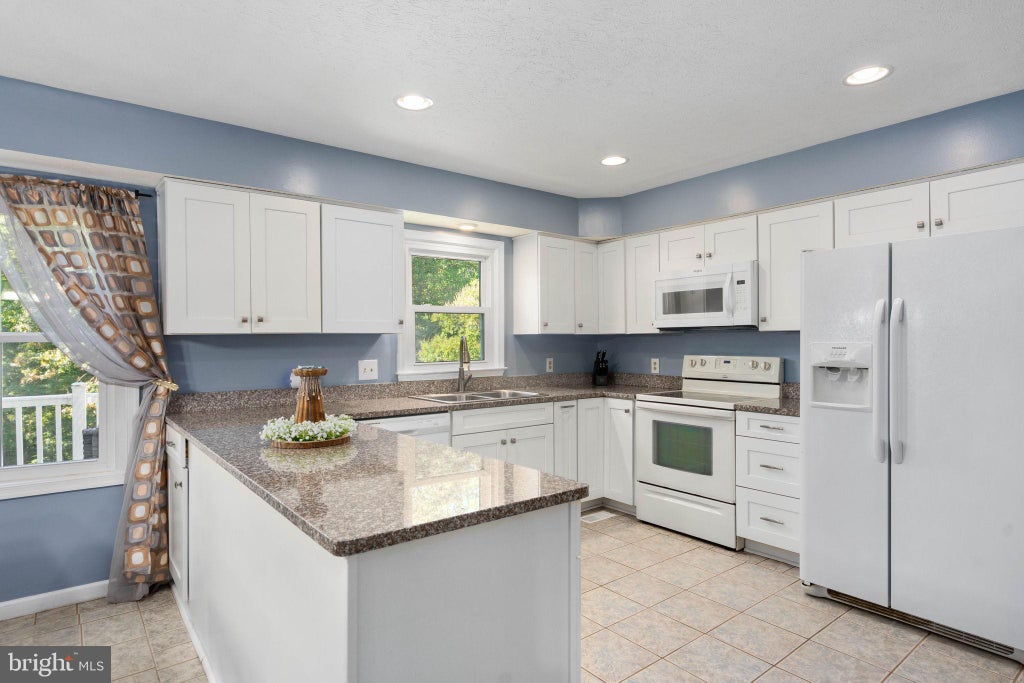 Photo of 125 Jib Dr, STAFFORD, VA 22554 (MLS # VAST2053780)