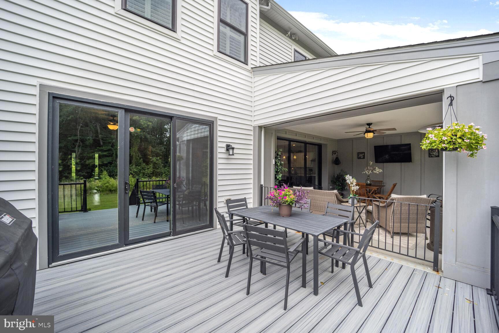 THE RIDINGS AT NORTH BRANCH - Residential