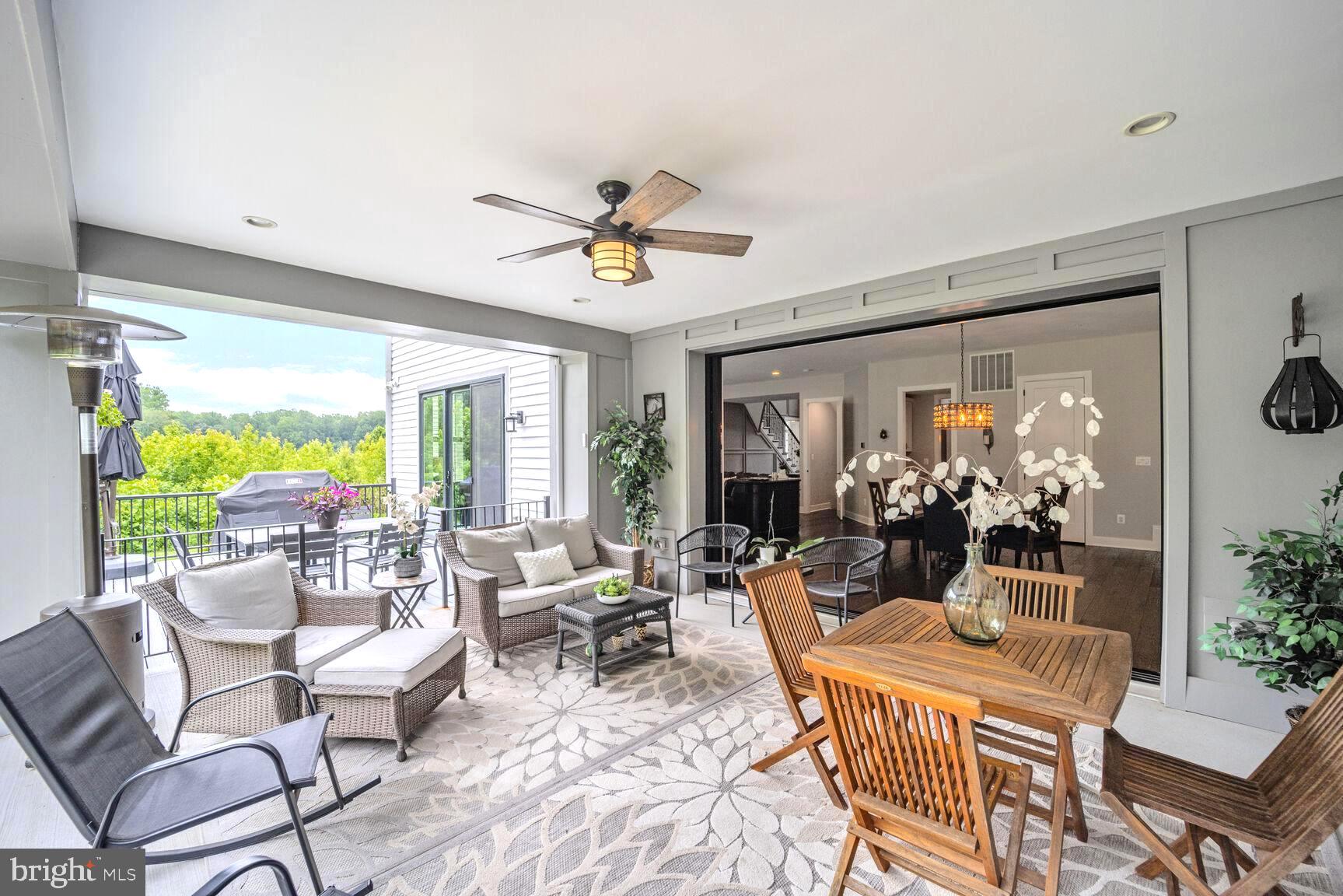 THE RIDINGS AT NORTH BRANCH - Residential