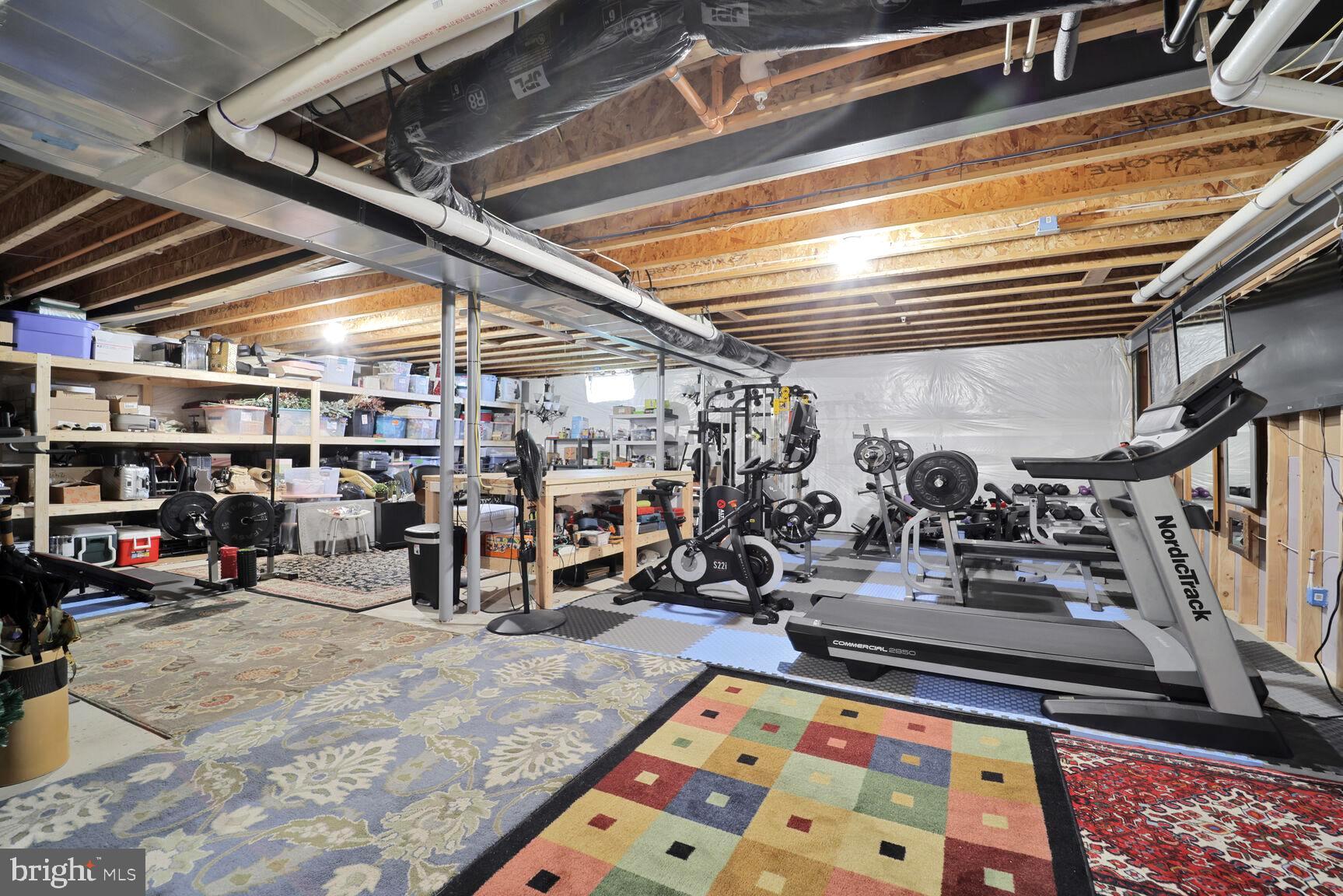 THE RIDINGS AT NORTH BRANCH - Residential