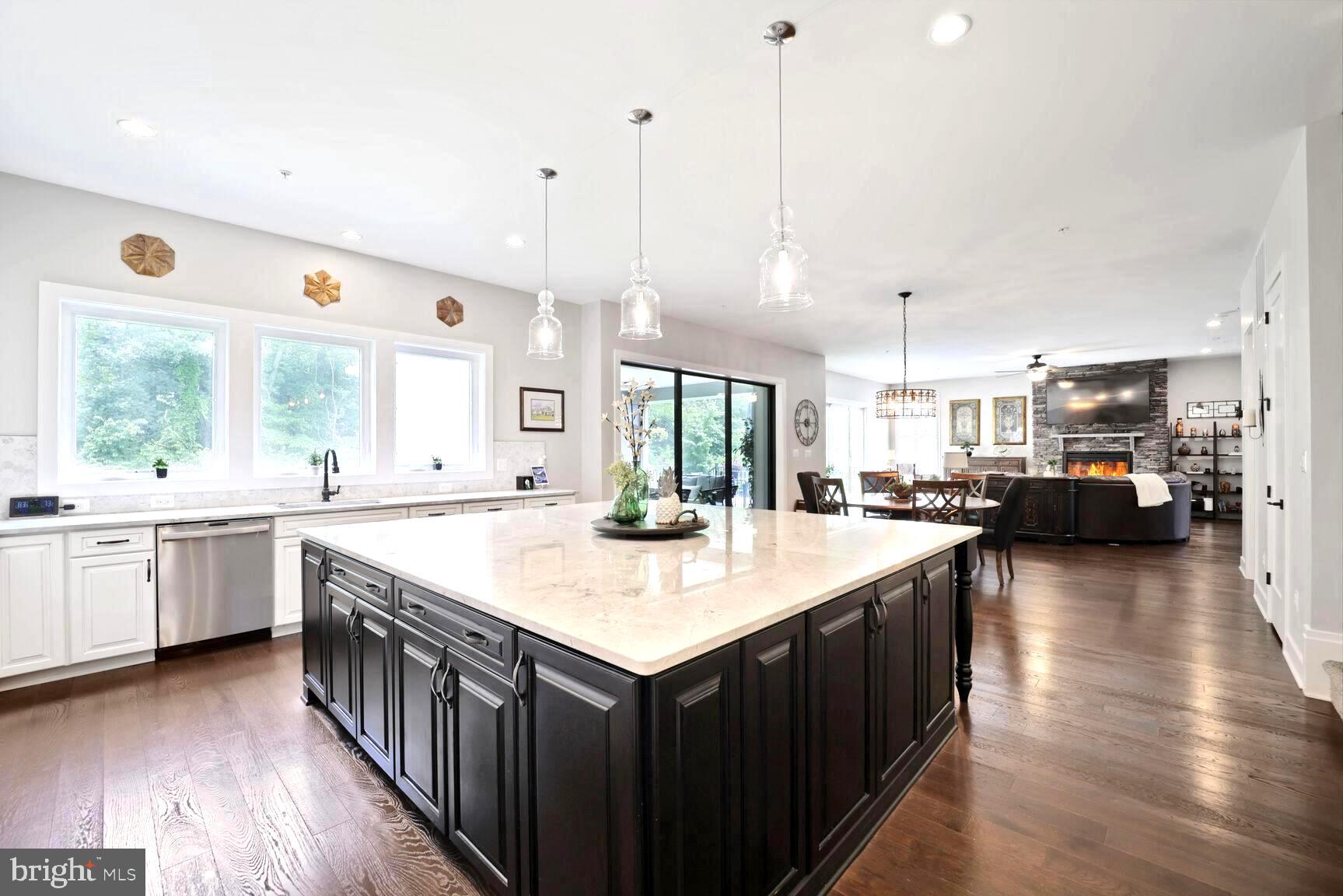 THE RIDINGS AT NORTH BRANCH - Residential