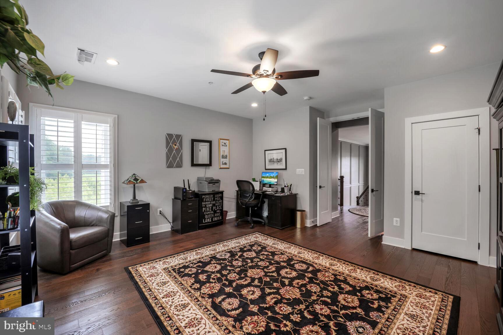 THE RIDINGS AT NORTH BRANCH - Residential