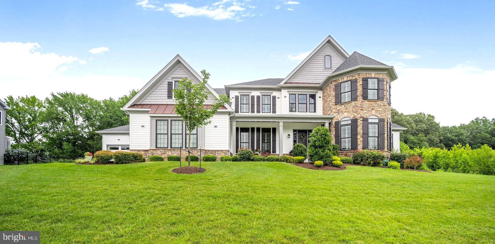 THE RIDINGS AT NORTH BRANCH - Residential