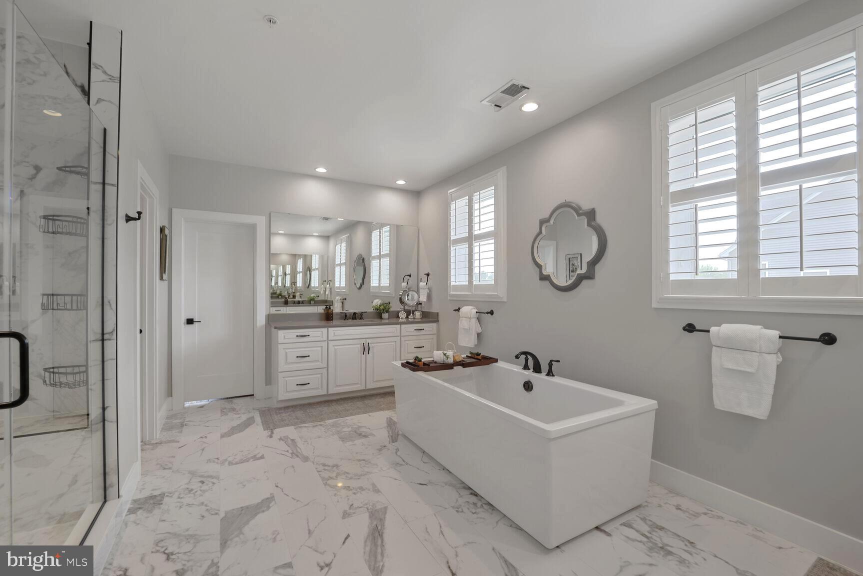 THE RIDINGS AT NORTH BRANCH - Residential