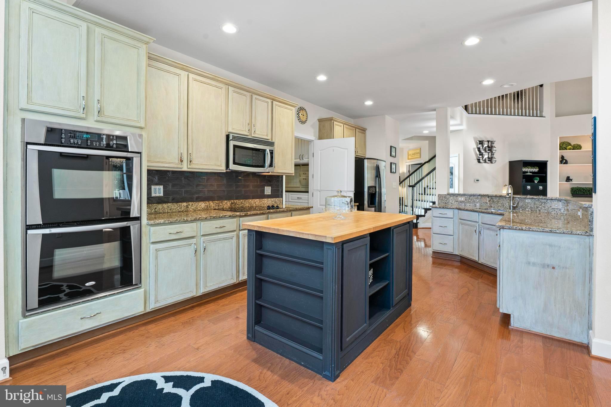 GLEN RIDDLE - Residential