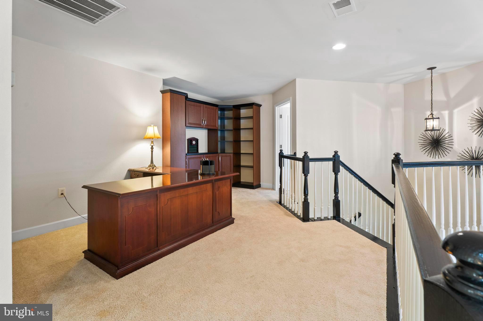 GLEN RIDDLE - Residential