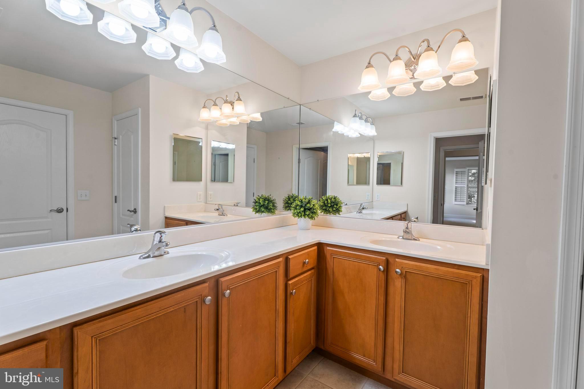 GLEN RIDDLE - Residential