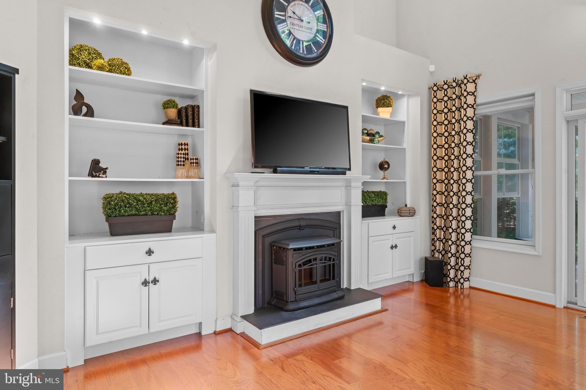 GLEN RIDDLE - Residential