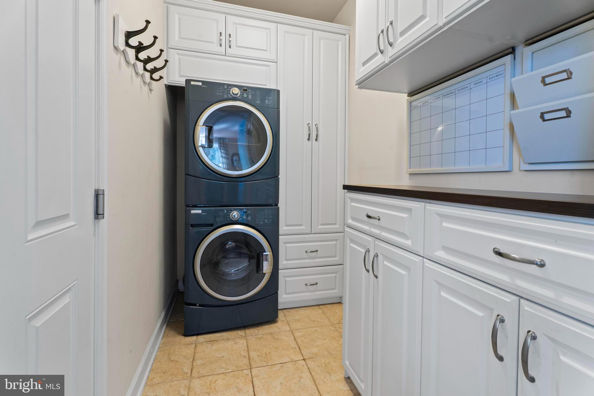 GLEN RIDDLE - Residential